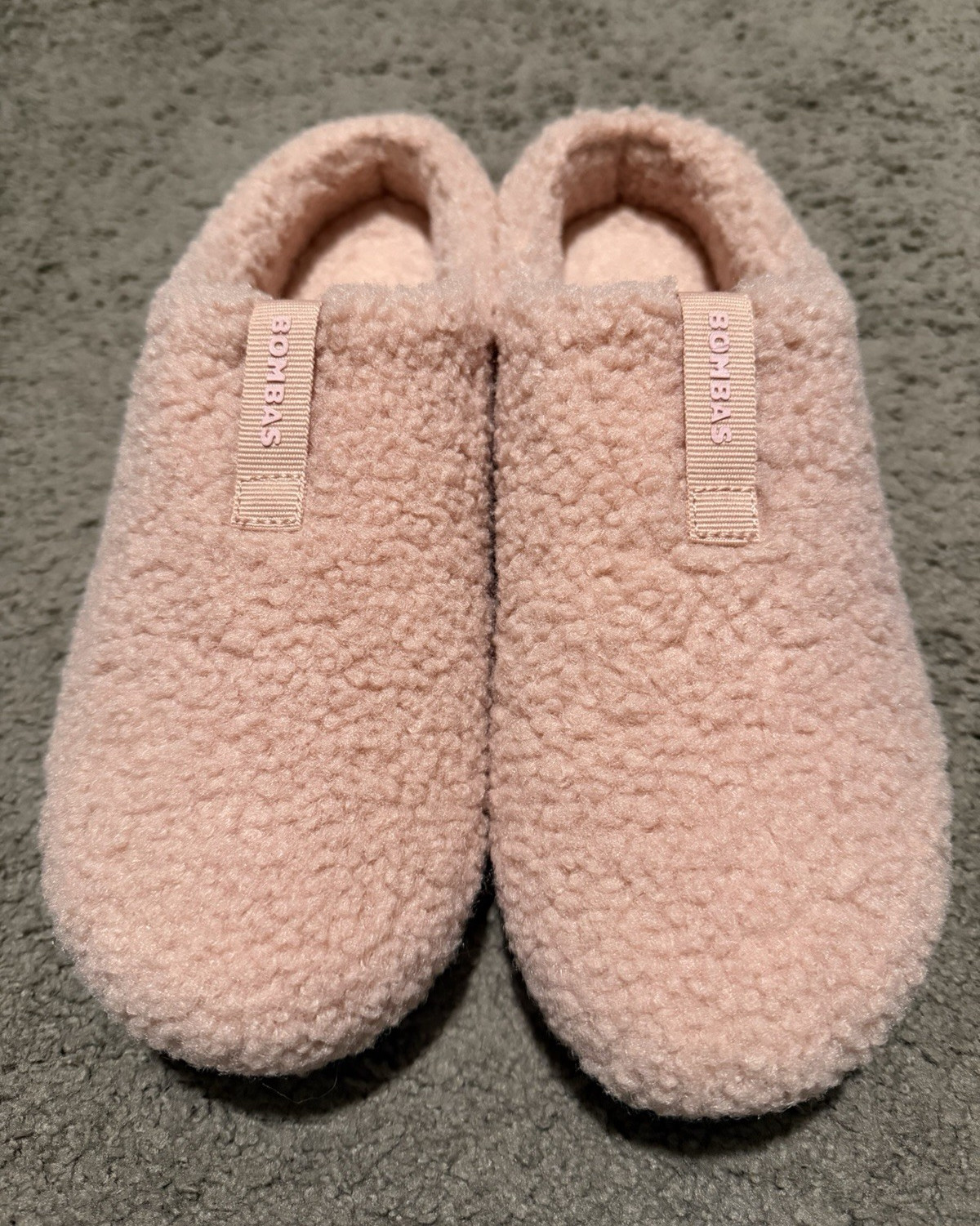 Bombas Women’s Pink Fleece Faux Fur Slip-On Slippers US 9 Logo Round Toe