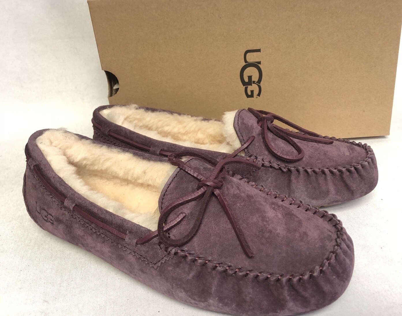 Ugg Australia Dakota Metallic Port Purple 1019069 Slippers House Shoe Sheepskin