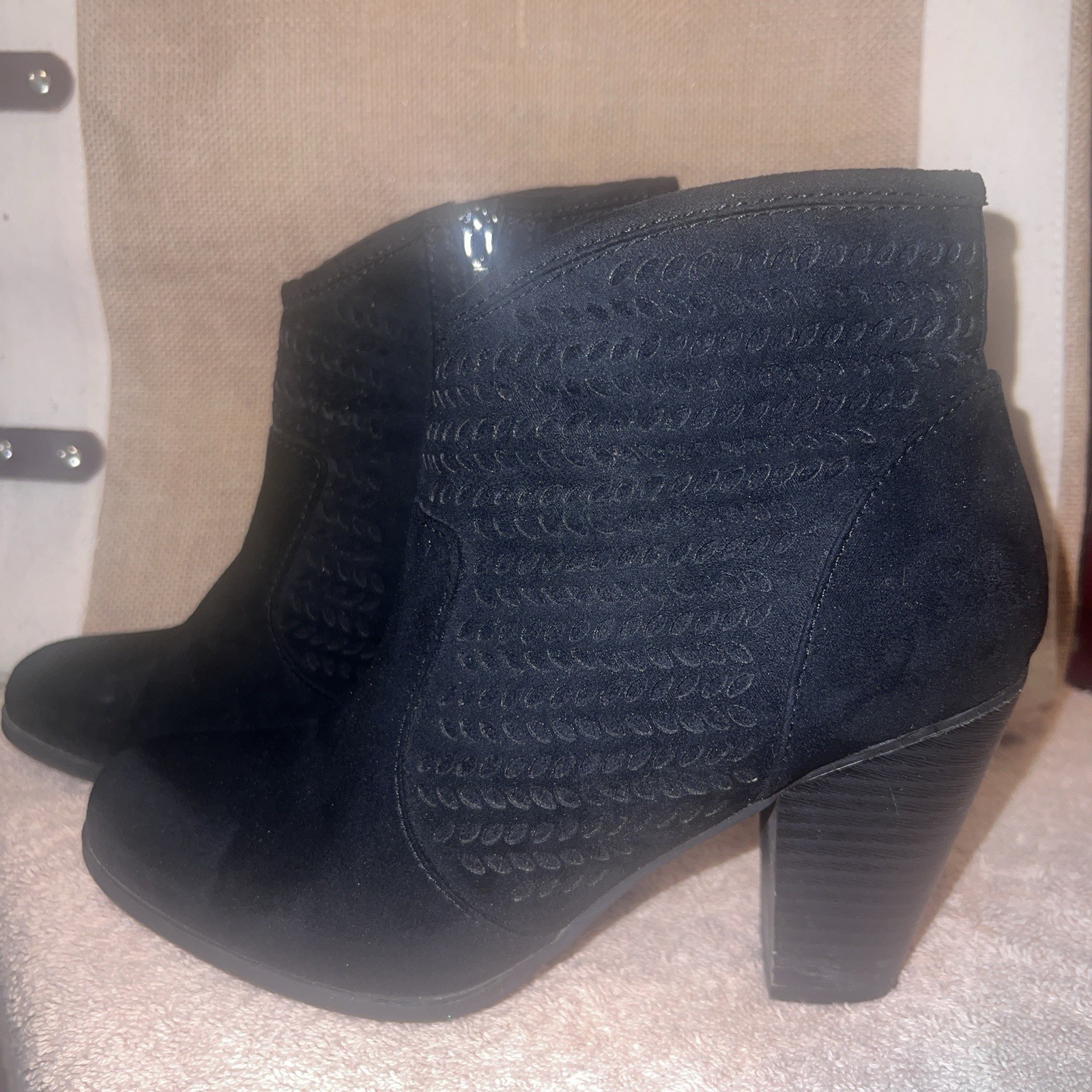 A.N.A. Ana Anita Ankle Boots Side Zip 8.5 M Black Block Heel Festival