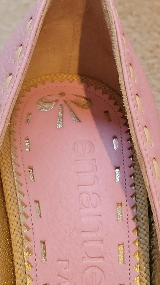 EMANUEL UNGARO PARIS 9cm/ 3.5” heels Light Pink soft leather Pumps – Sz 7M