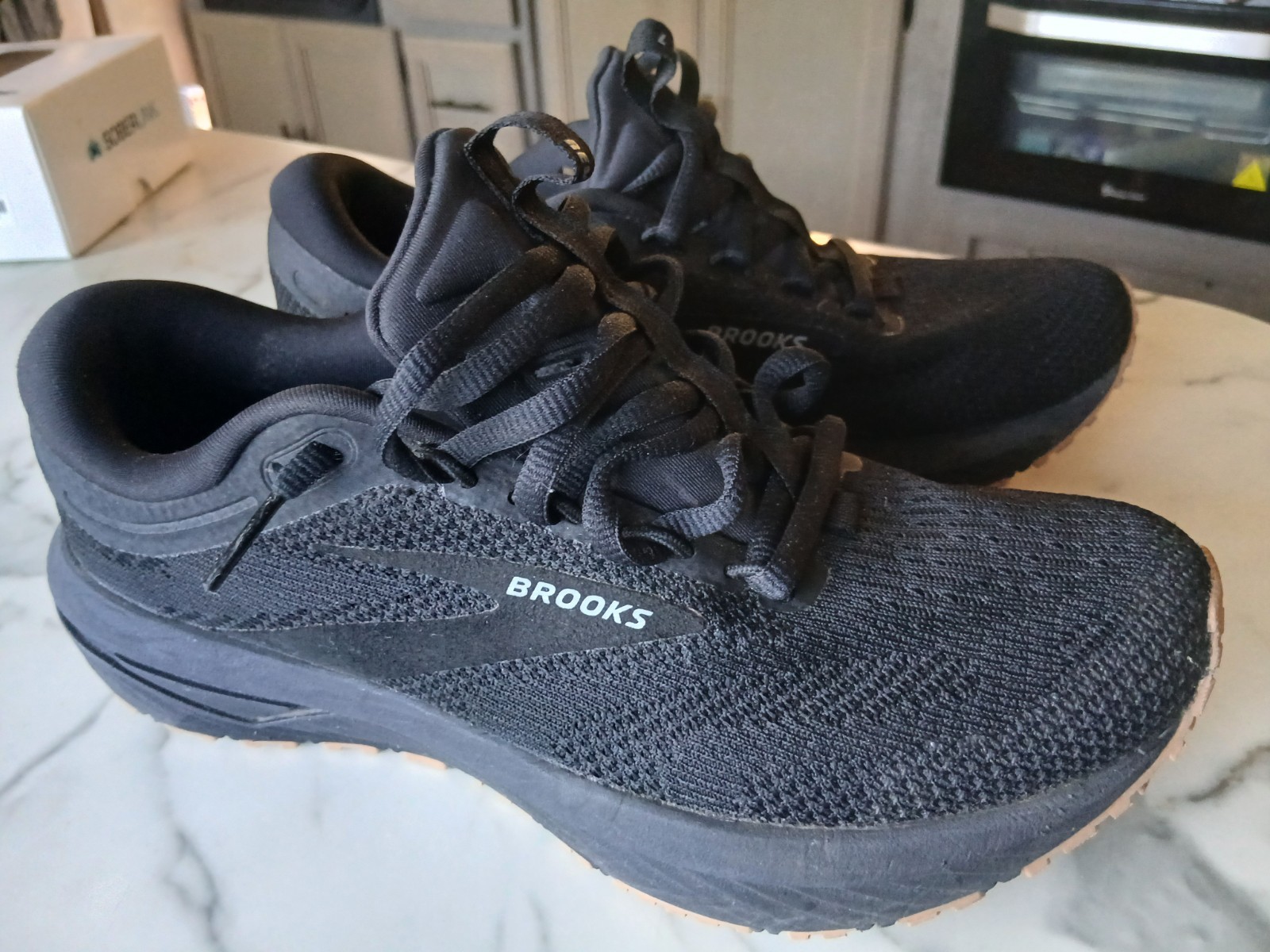 Size 7.5 – Brooks Revel 8 Triple Black W