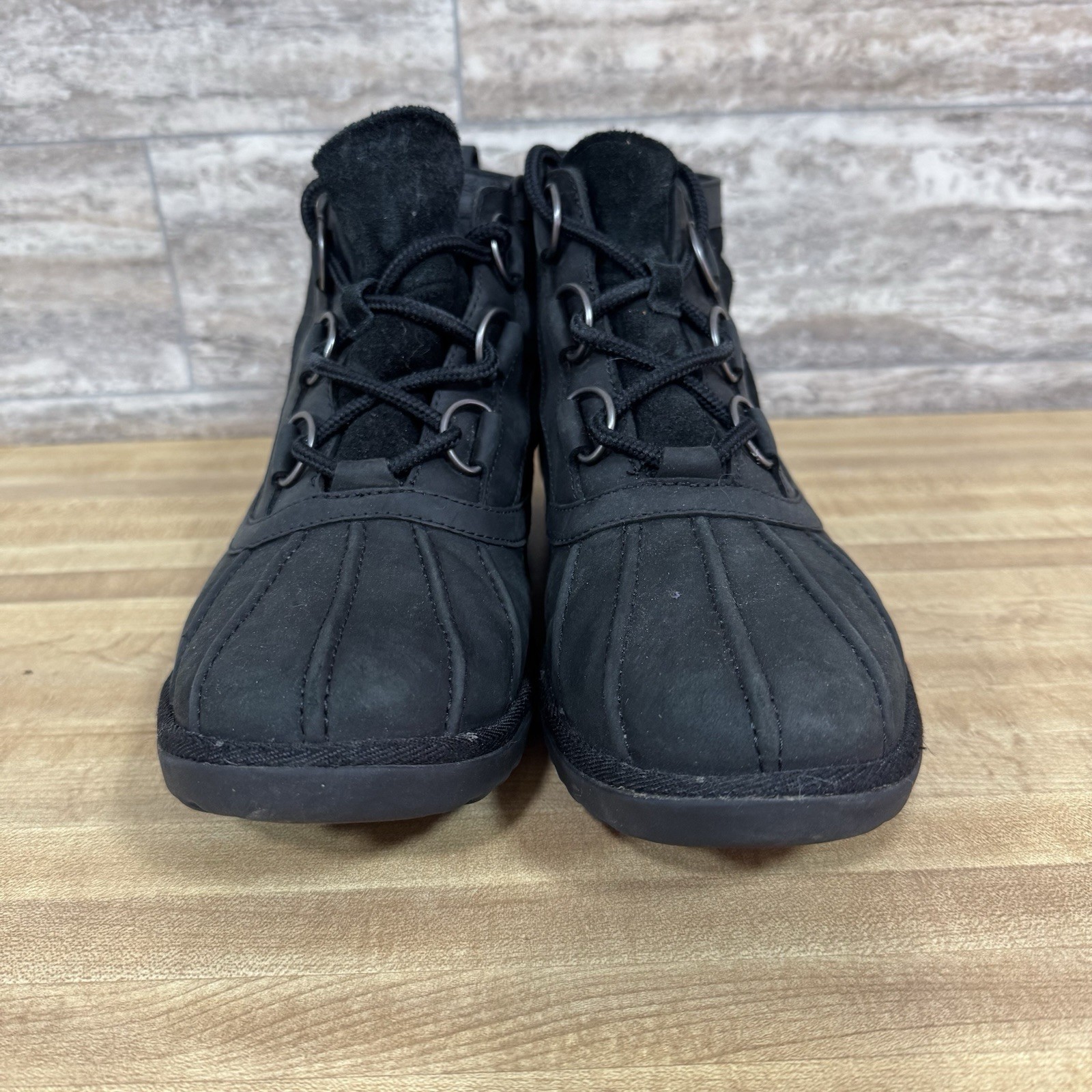 Ugg Womens Heather Waterproof Leather Ankle Boot Size 11 Wool Lined 1095156