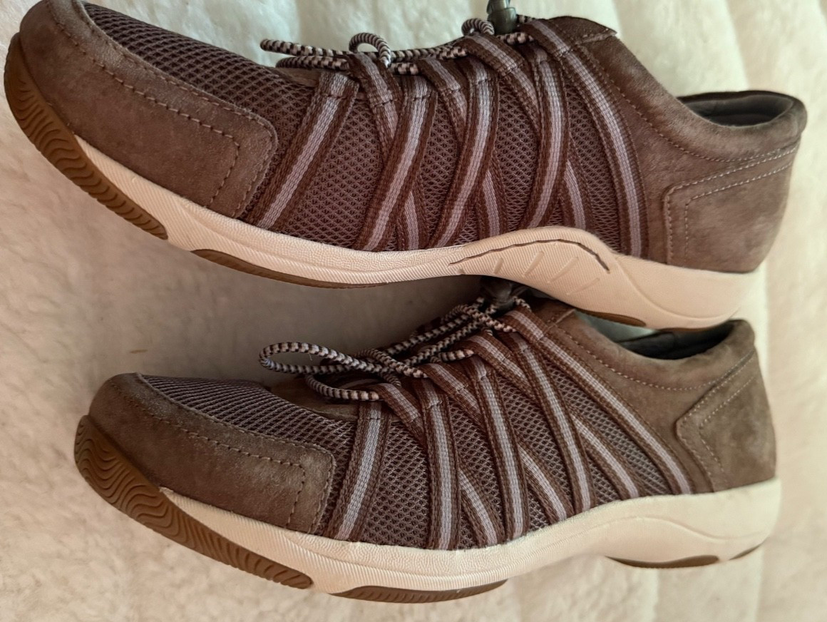 DANSKO SIZE 40EU (9/9.5) Brown Honor Sneaker Drawcord Suede Toe/Upper Mesh