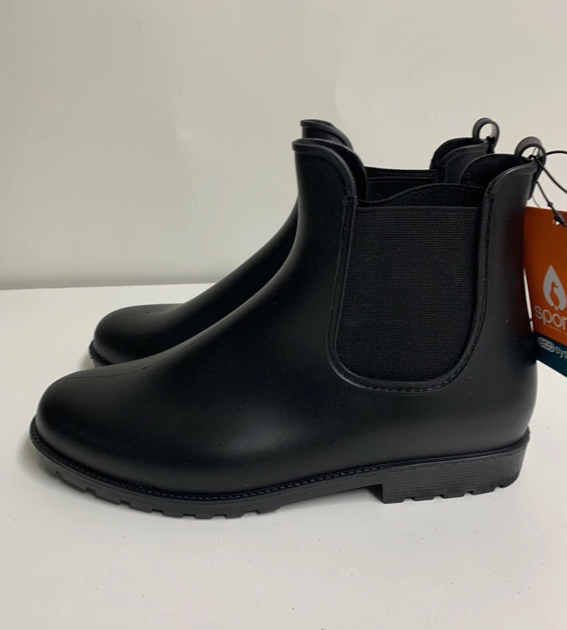 Sporto Women’s Waterproof Black Matte Ankle Boots Size 8 Retail 89$Winter/Spring