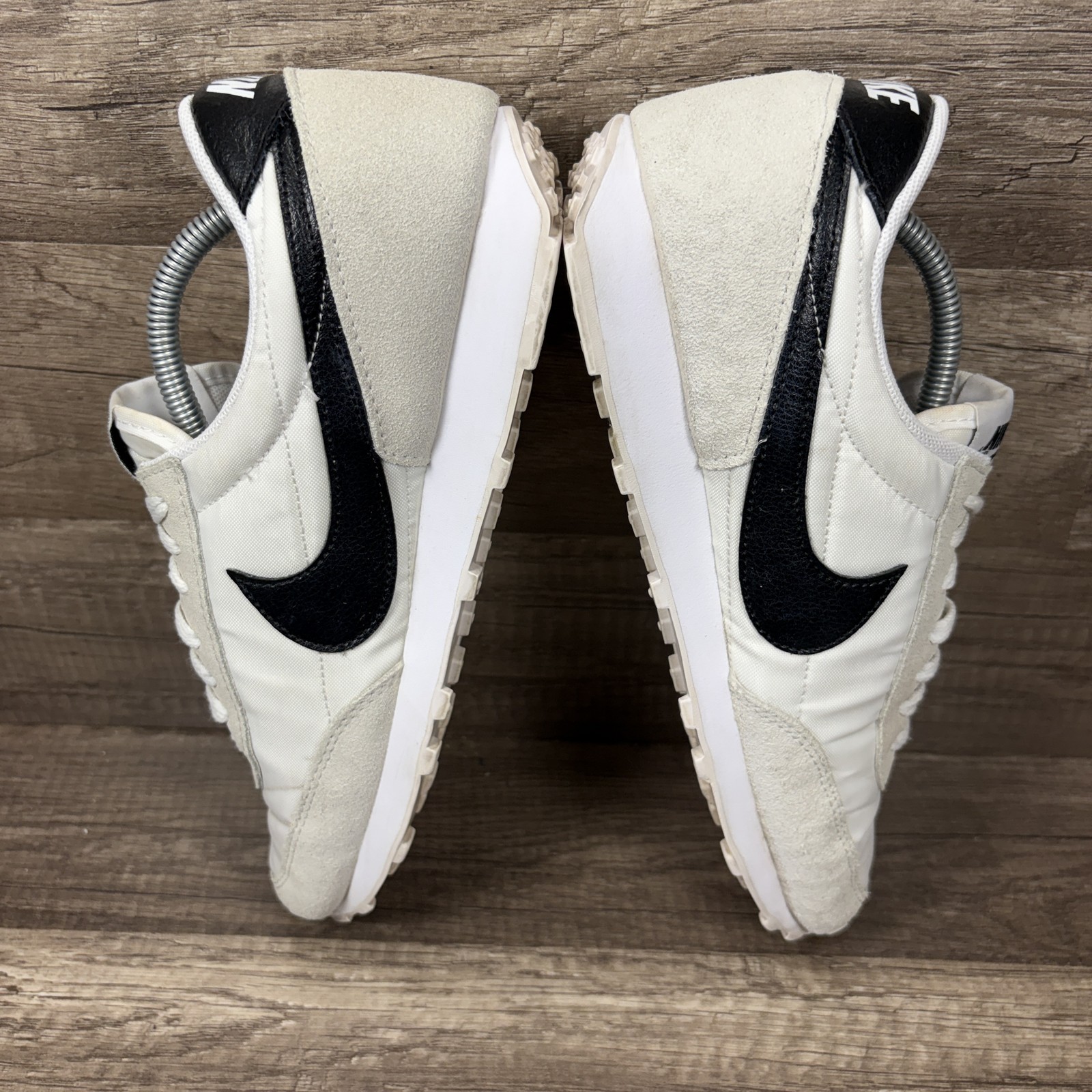 Nike Daybreak White Gray Womens US Size 8.5 EUR 40 CK2351-111 Running Shoes