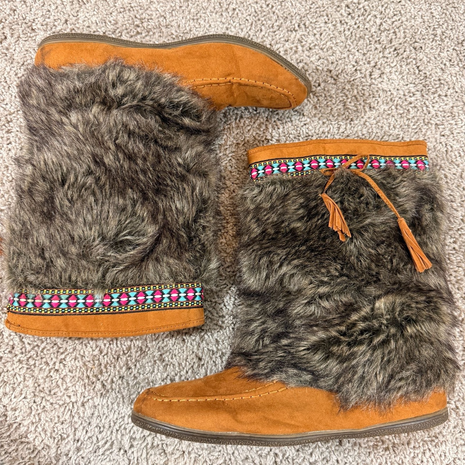 Call It Spring Faux Fur Winter Boots Tribal Tassel Brown Womens 10 EUC