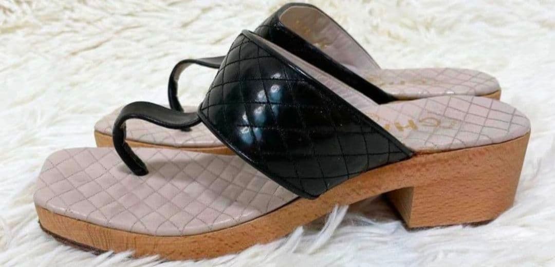 CHANEL Quilted Thong Sandals Size 36 23.5cm Black Wood Sole