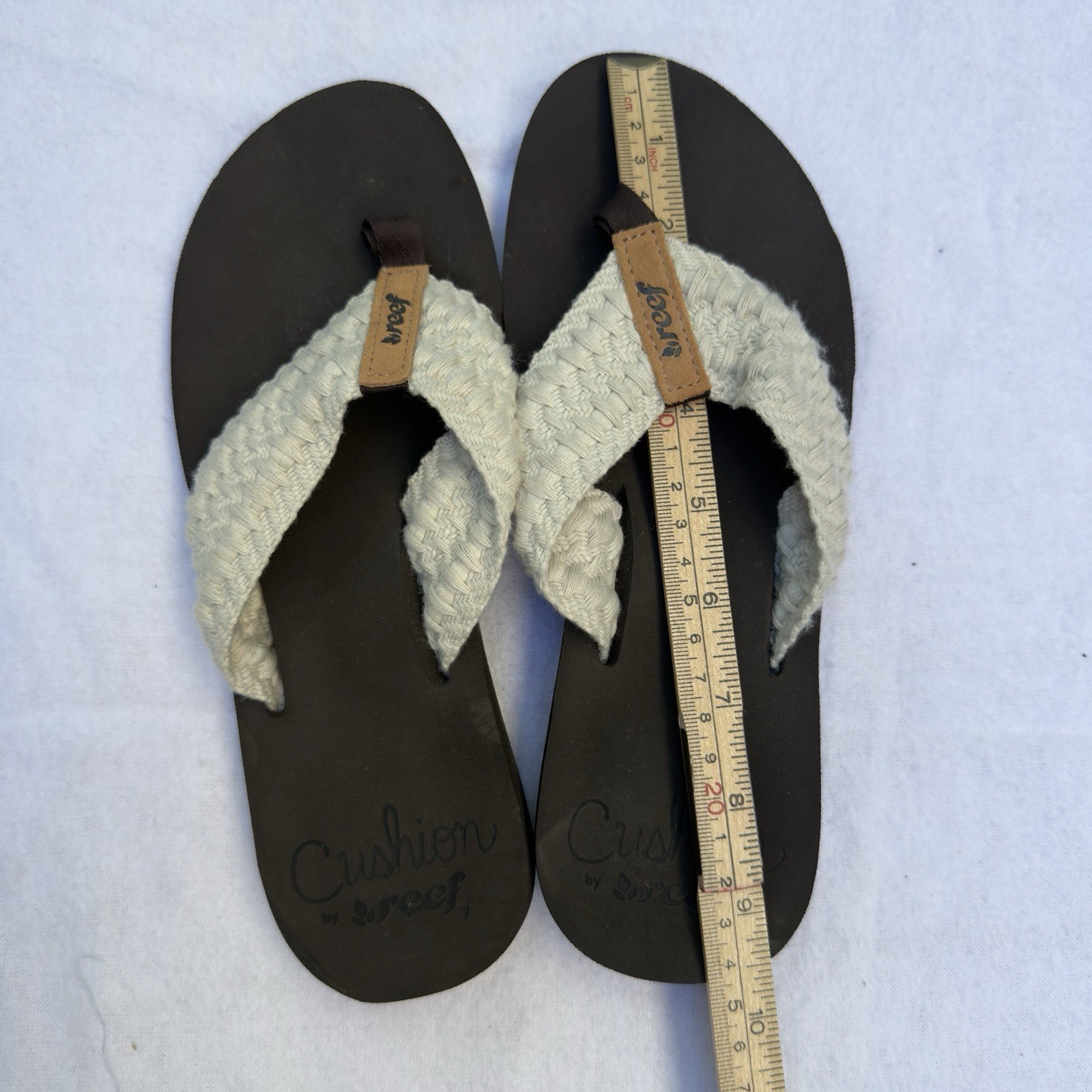 REEF Cushion Threads Flip-Flops Women 7M GUC Crochet Comfort Boho Coastal Beach