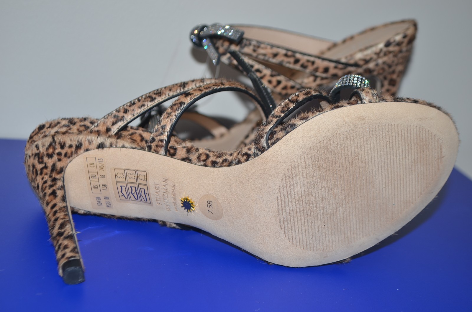 STUART WEITZMAN Leopard Bow Toe Stiletto Slip On Heeled Sandal 7.5 B NEW