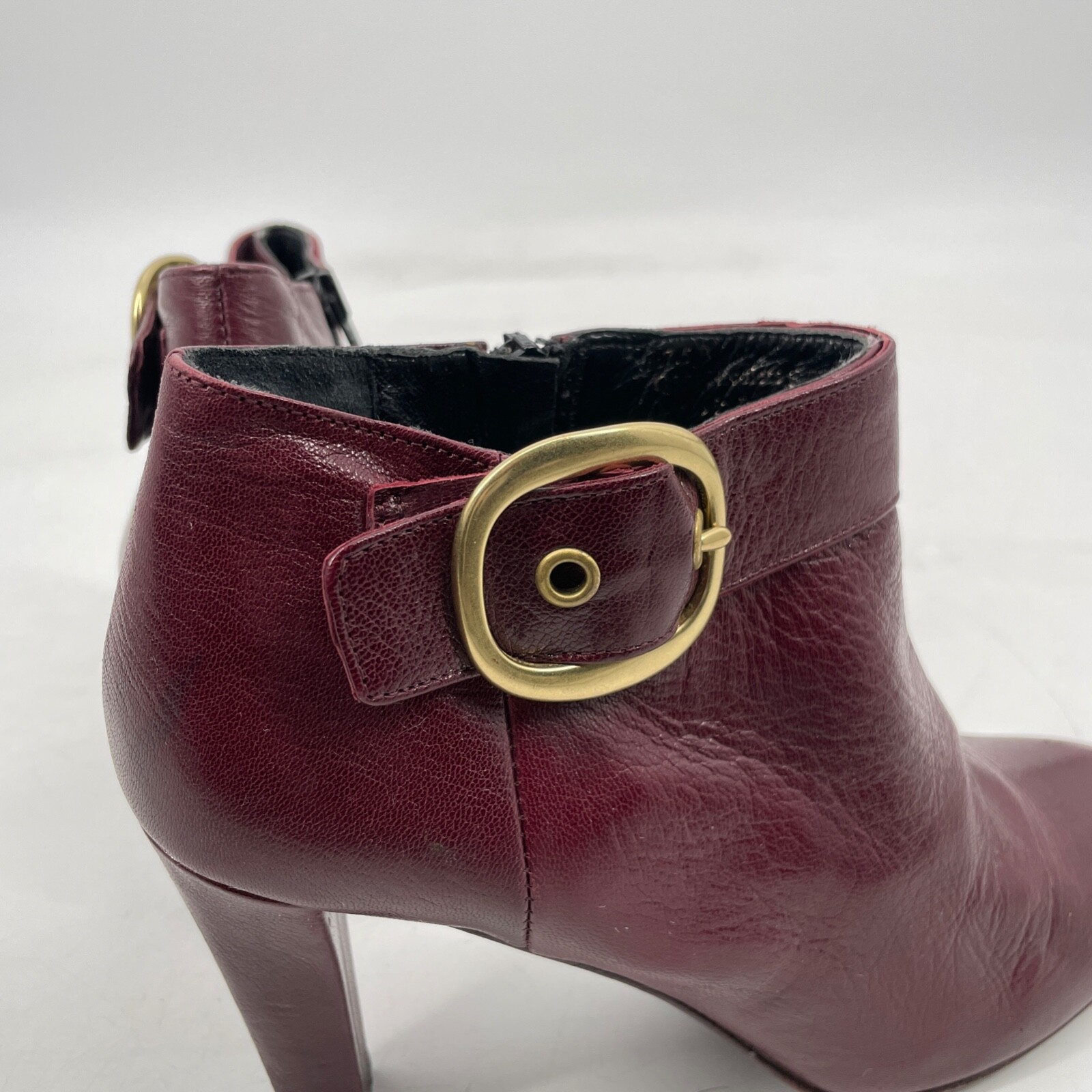 Coach Womens 7.5 B Burgundy kid Leather Nicolete Gold Buckle 3.25″ Heel Bootie