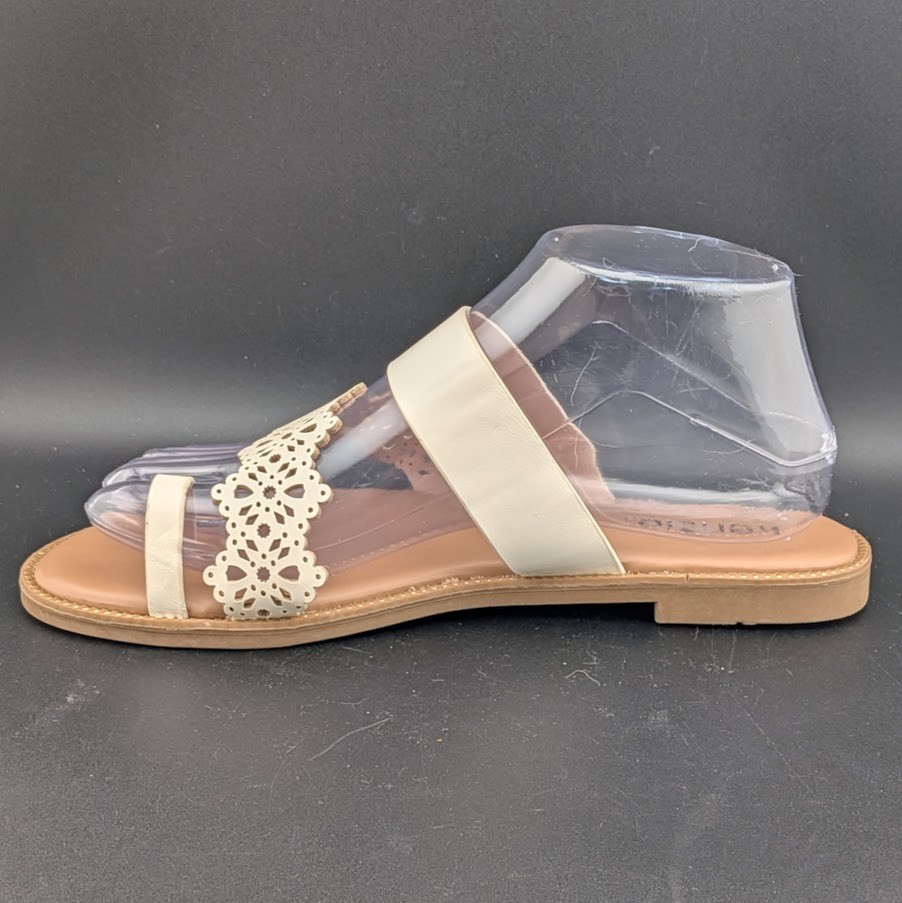 Kensie Madison Size 7.5 Ivory Cutout Toe Loop Slide Flat Sandals