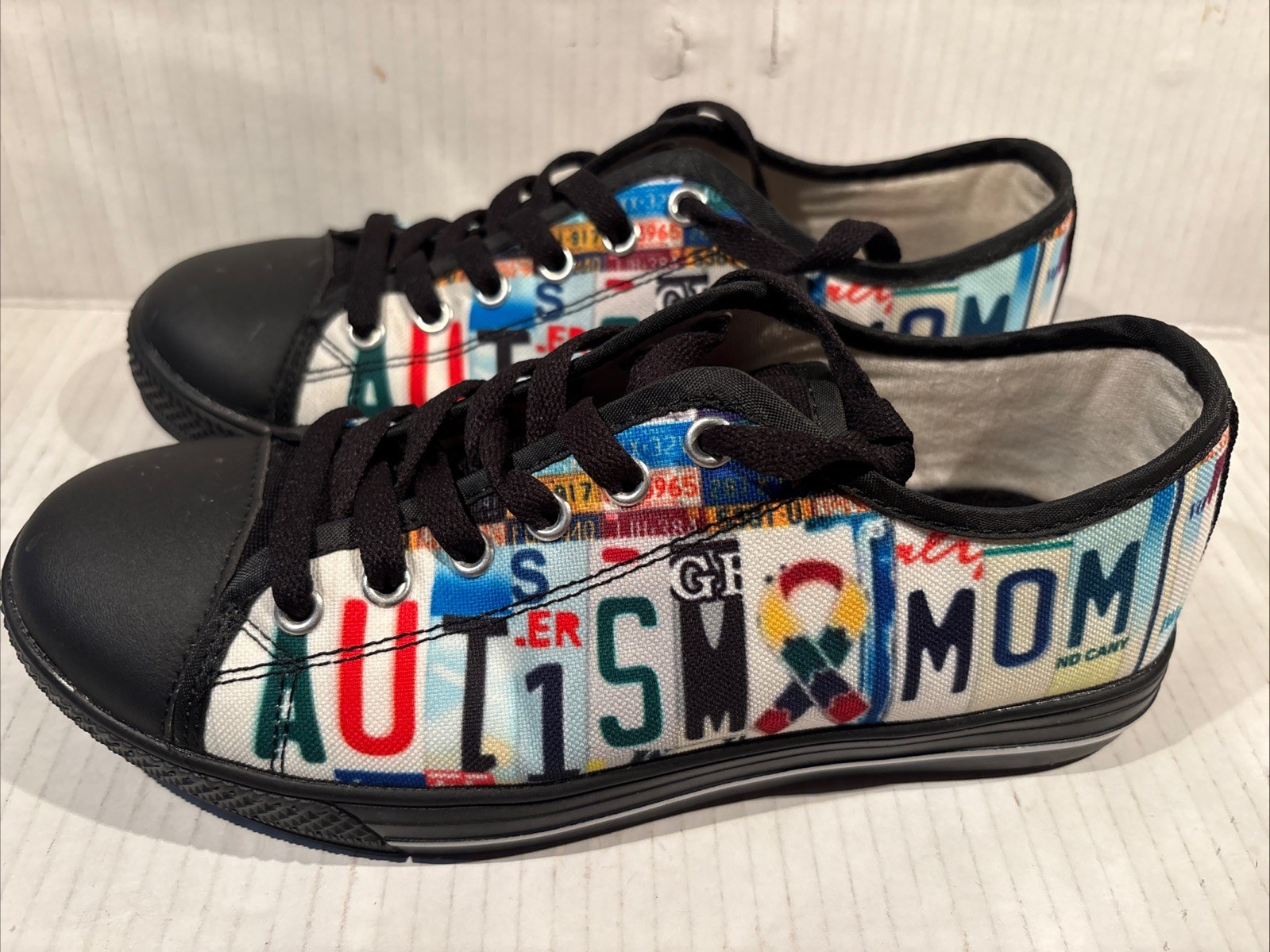 Autism Mom Low Top Sneakers Women’s Shoes Size 6 Autism Awareness Multicolor