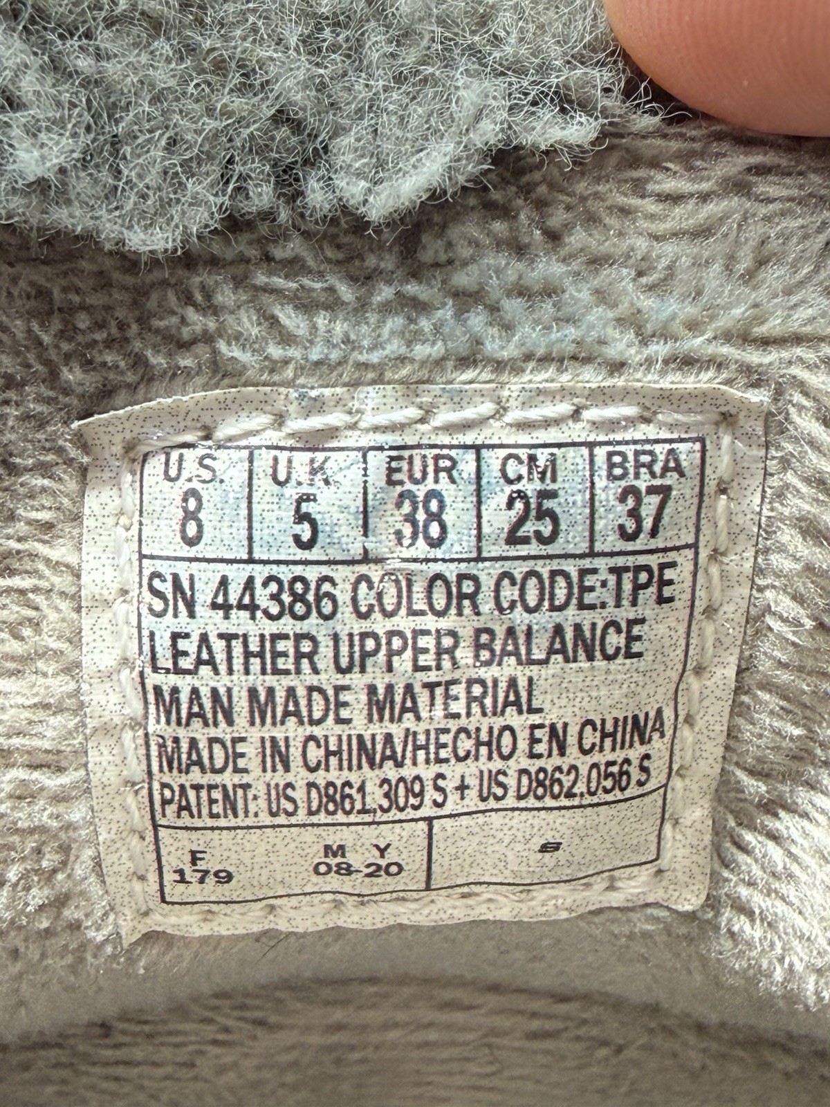Skechers Street Cleat Everyday Chillz Suede Ankle Boot Style Taupe Women’s Sz 8