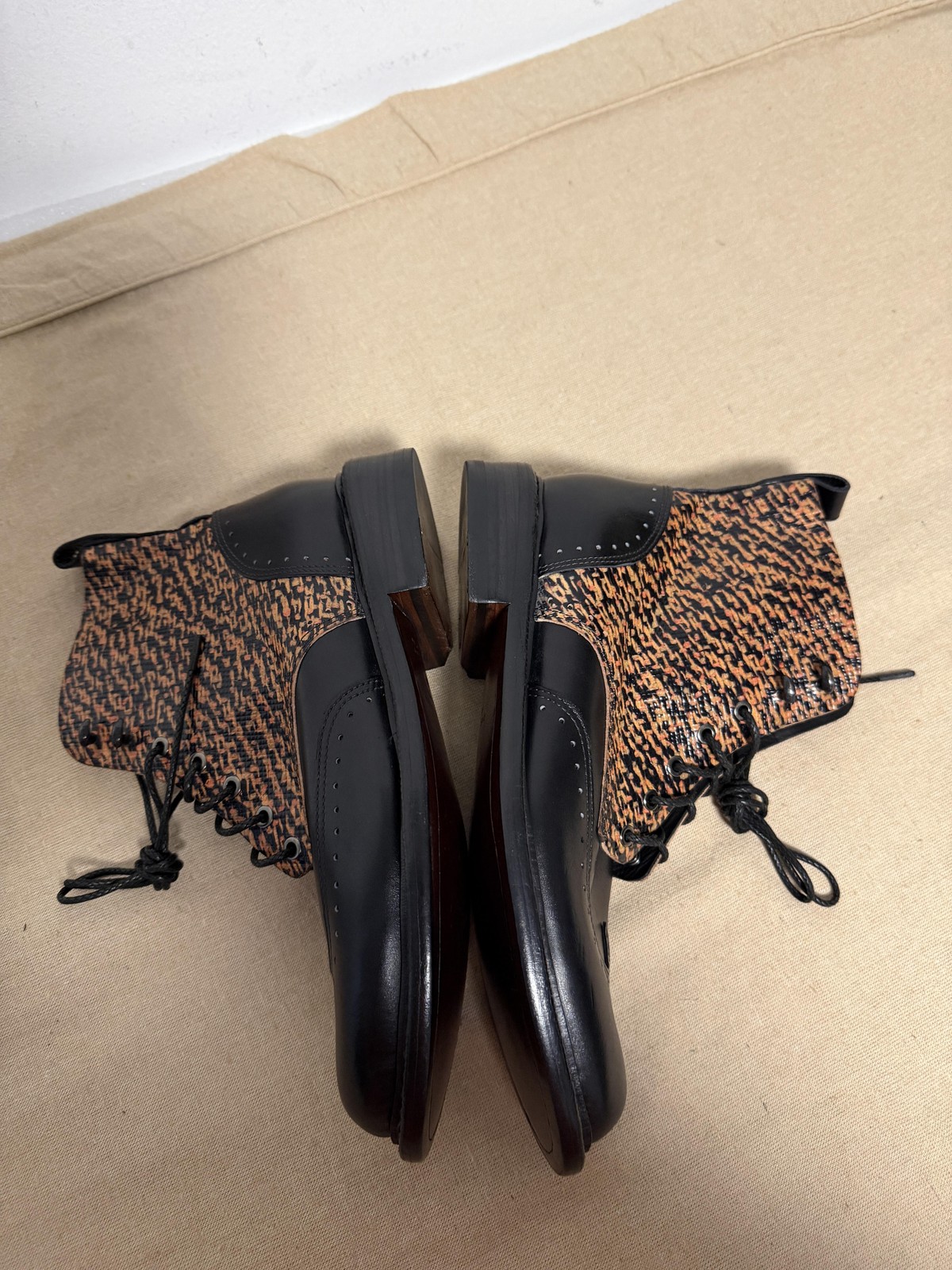 Rag & Bone Boots Womens Size 7 Black Animal Print Wingtip Leather Combat