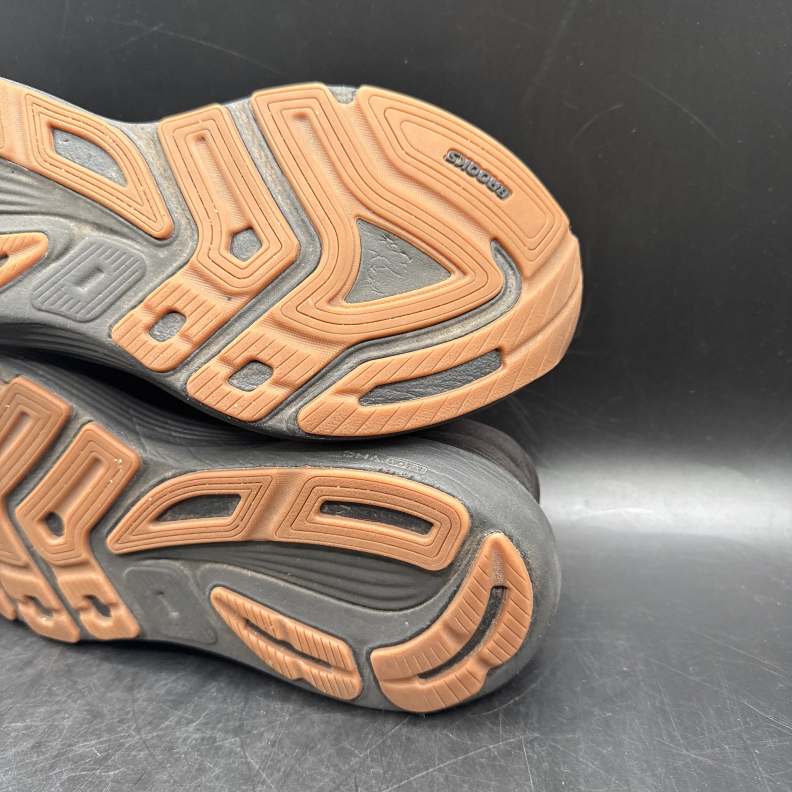 Brooks Revel 8 Womens Running Shoes Black Gum 1204561B072 Size 8 Medium B