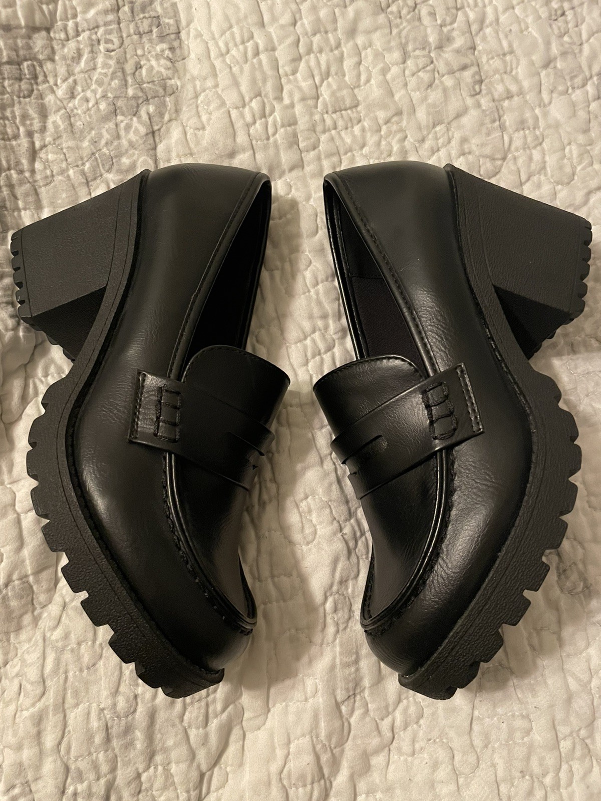 Soda 8 Black Kinder Heeled Platform Penny Loafer Chunky Block Heel Y2K Preppy