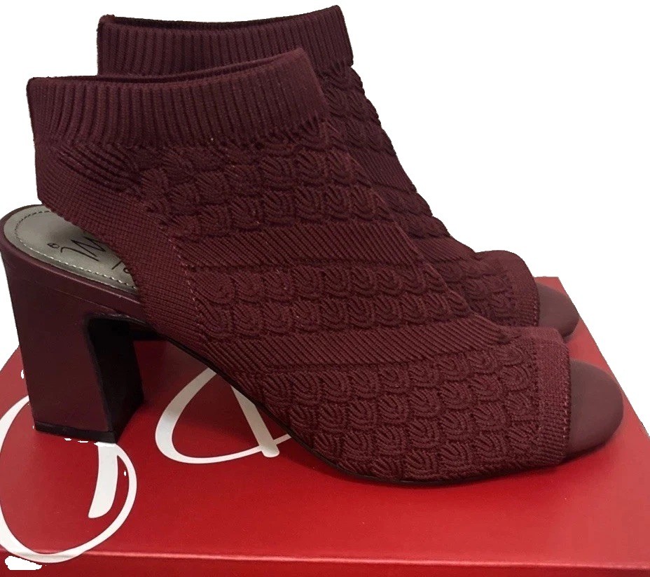 New IMPO Stretch Vansia Burgandy Block Heel Open Toe Sandal Size 8.5