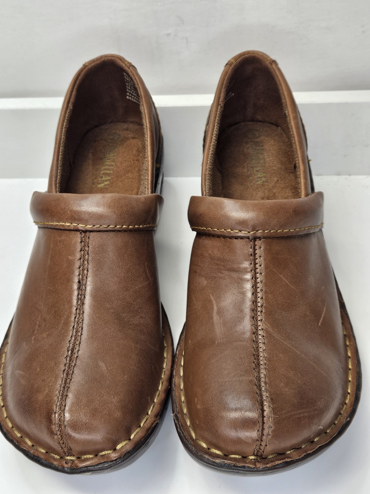 Magellan Outdoors Clogs Women’s Size 9 Brown Leather Slip On Shoes
