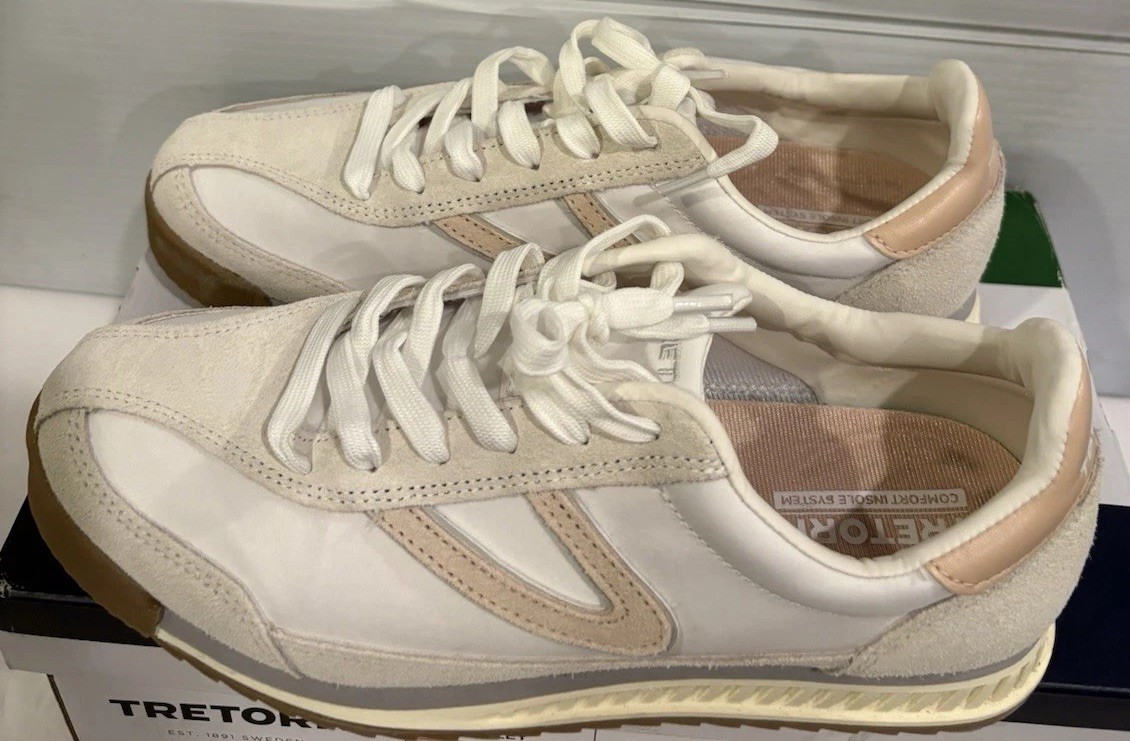 New Tretorn Hailey Women’s Jogger Sneaker Shoes Lace Up Pink Ivory Size 8 M NIB