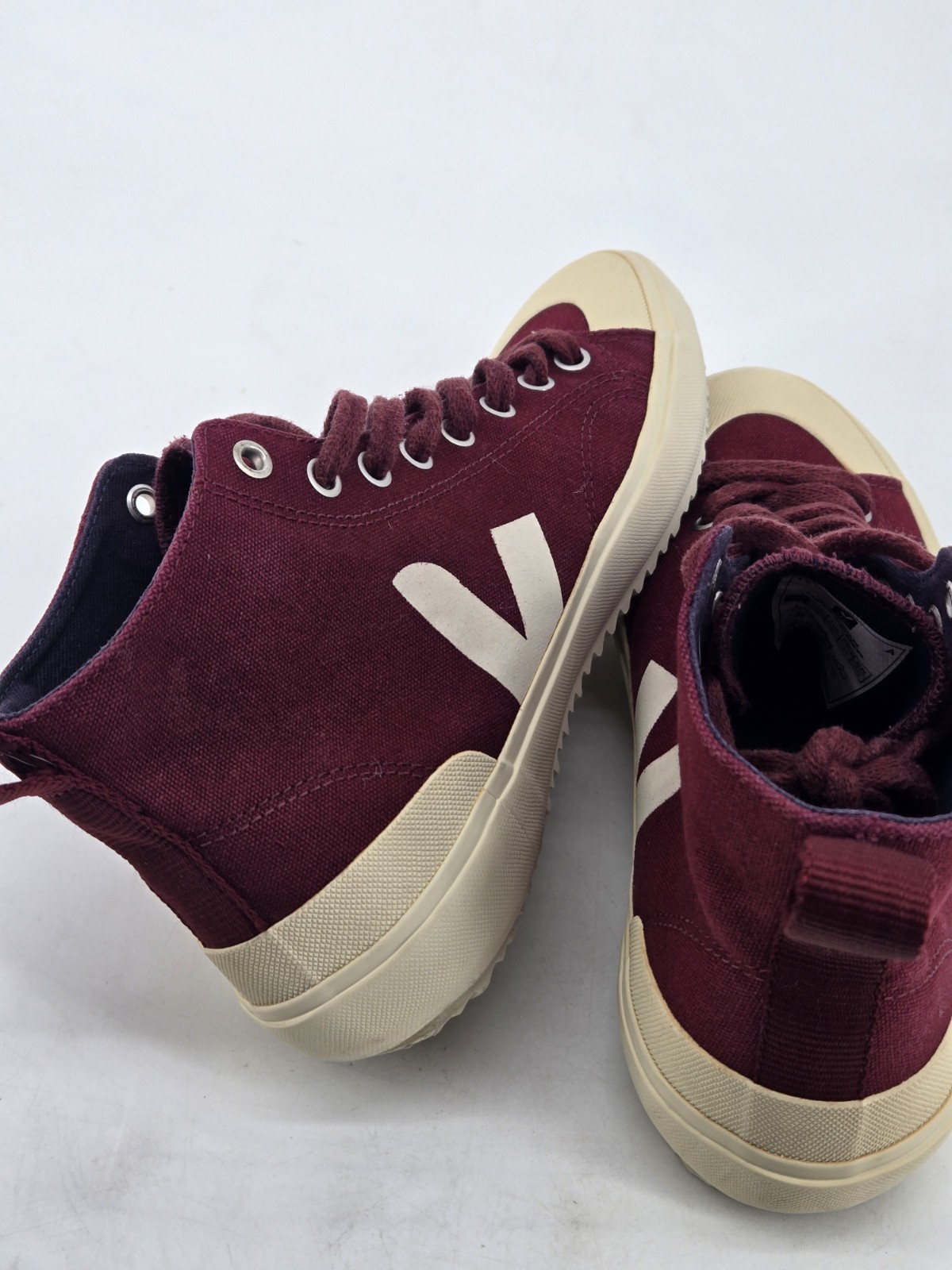 Veja Nova High Top Canvas Trainers Amarante Burgundy Shoes Anthropologie Sz 7