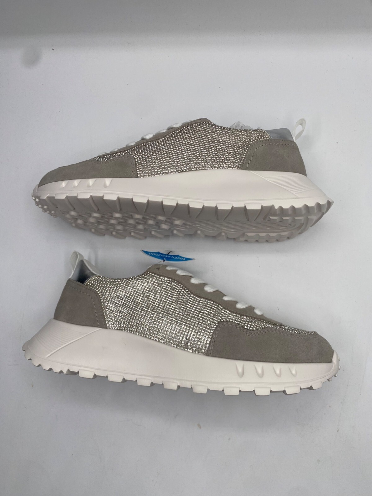 Aqua College Women’s Light Grey Luster Lace Up Low Top Sneakers Size 6.5 M NWB