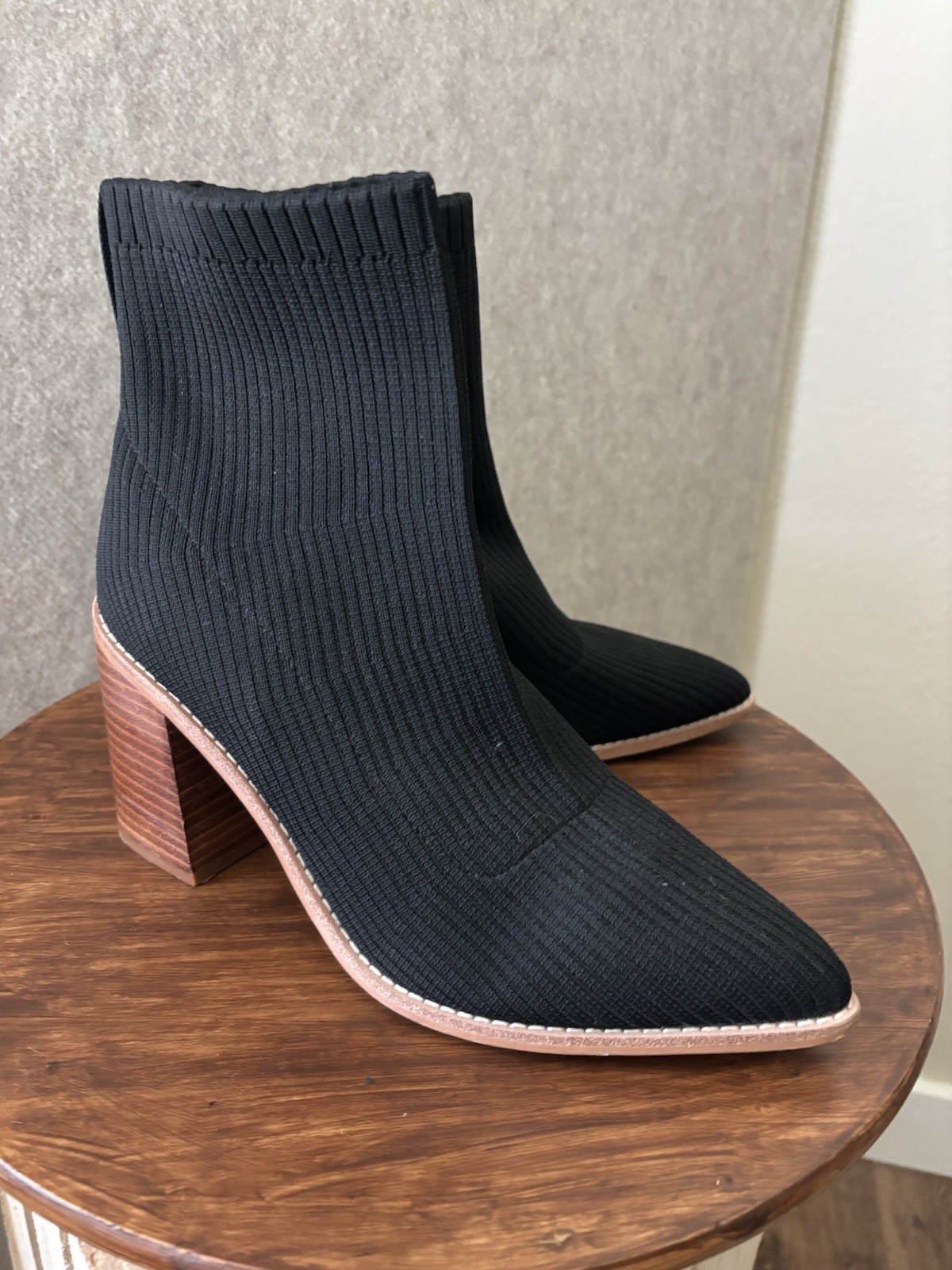 Women’s Steve by Steve Madden Stretched Knit Boot Black Size 10