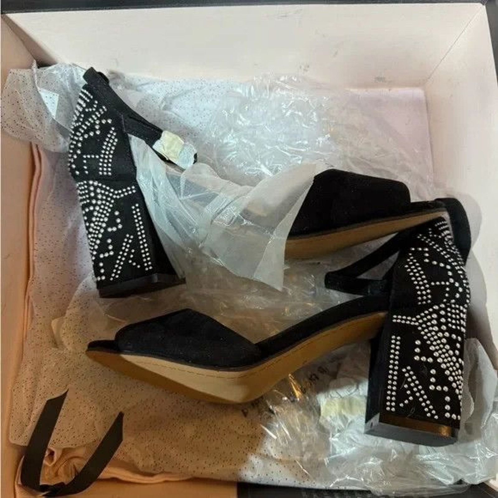 Torrid Collection Black Silver Bead studded black Heel Shoe Size 8W NIB Dust Bag