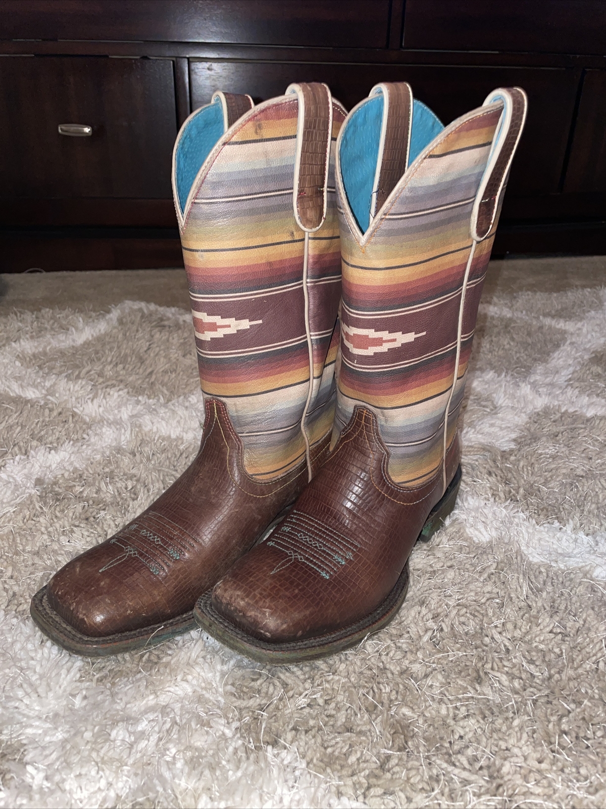 Women’s Ariat boots