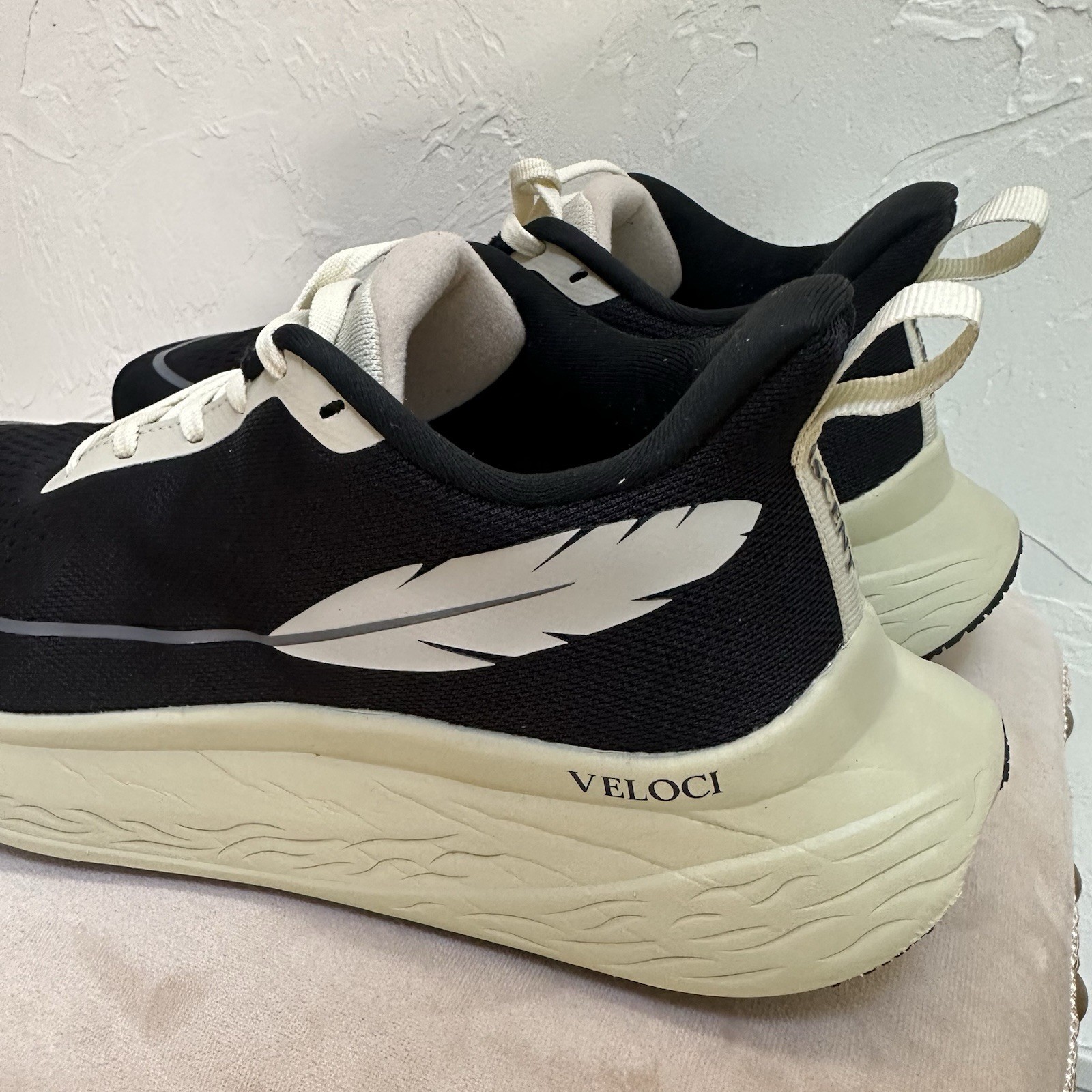 Veloci Ascent Black Comfort Running Shoes | Wide Toe | Unisex Women 9 | Men 7 .5