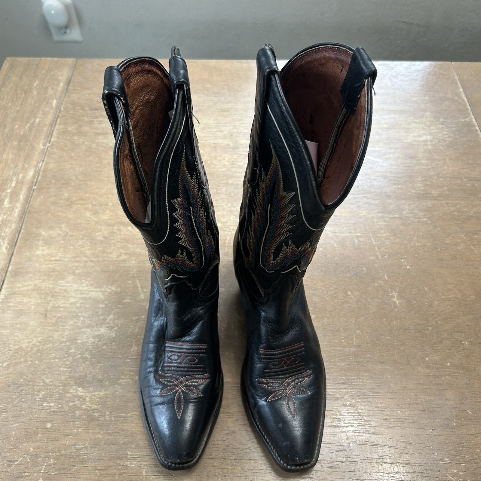Vintage 70s Tony Lama Western Cowgirl Boots 5.5M Flame Stitched Festival Rodeo