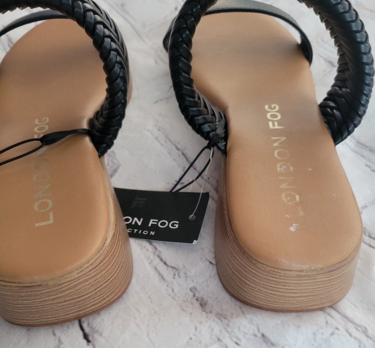 London Fog Collection Women’s Trixey 2 Black Slide Sandals Size 10 New with Tag