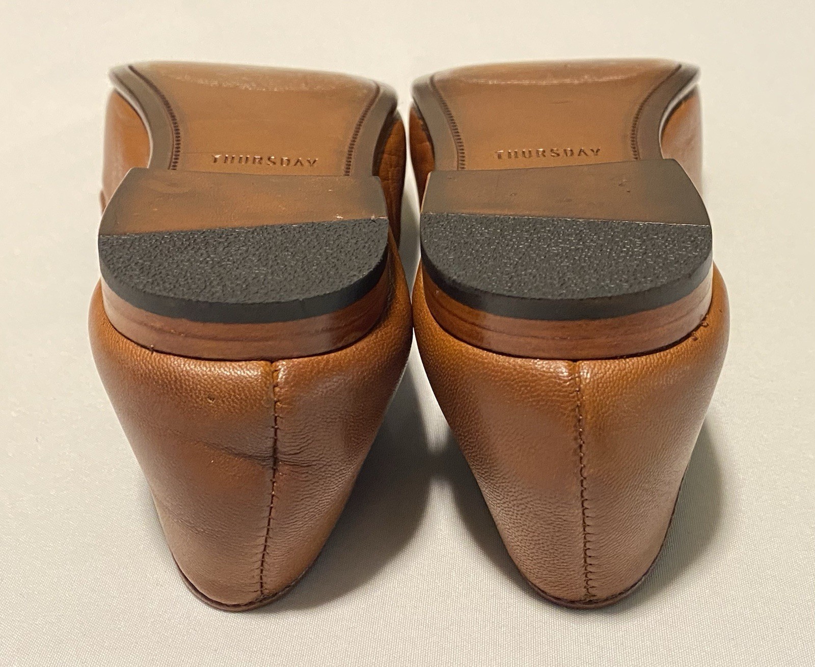 NWOB Thursday Feliz Brown Full Grain Leather Women’s Ballet Flats Size 6.5