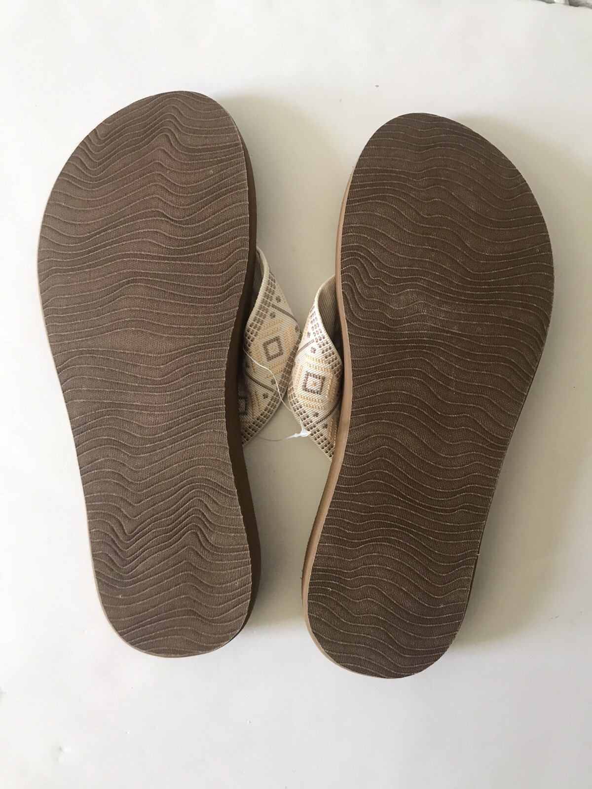 WOMEN’S REEF VINTAGE WHITE SPRING WOVEN FLIP FLOP BEACH/POOL SANDALS SIZE 10 NWT