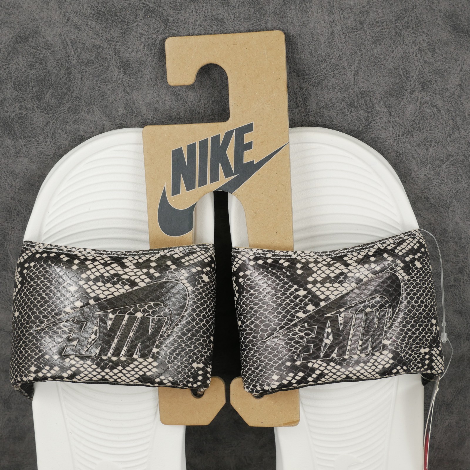 Nike Victori One Women’s Size 10 Sandals Slides Snake skin print CN9676-007 New