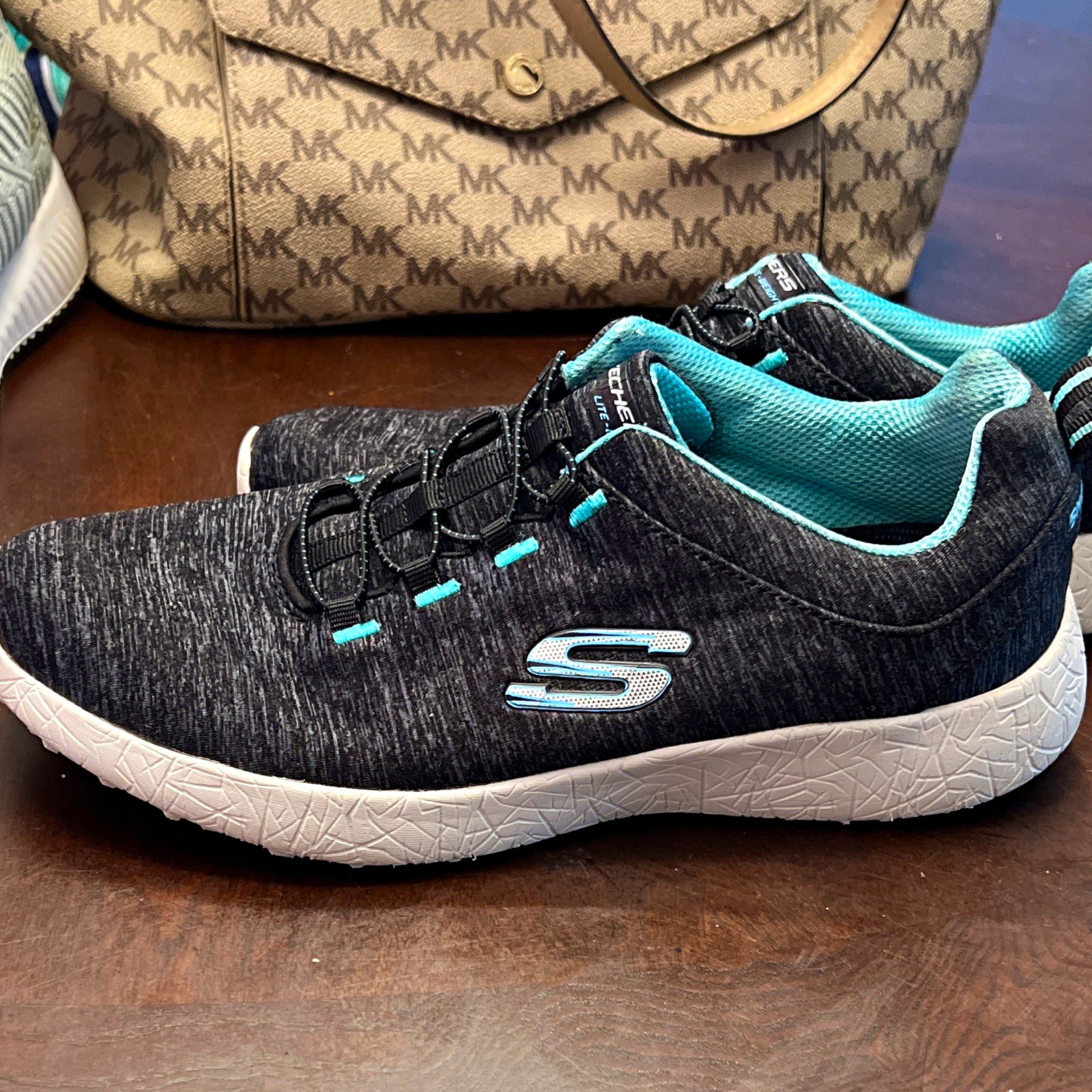 SKECHERS Athletic Low Top Slip-on Sneakers Heathered Textile Black Blue White