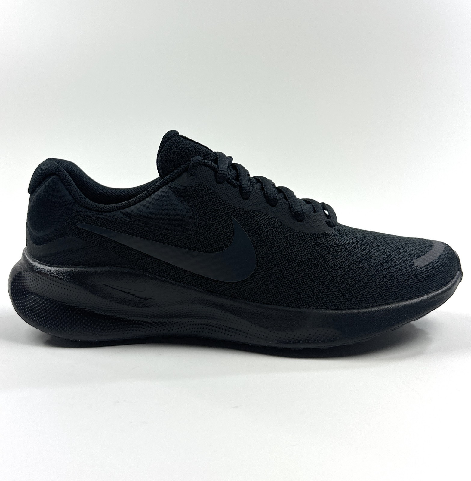 Nike Revolution 7 Black Womens Size 8 Shoes Running Athletic Low FB2208-002
