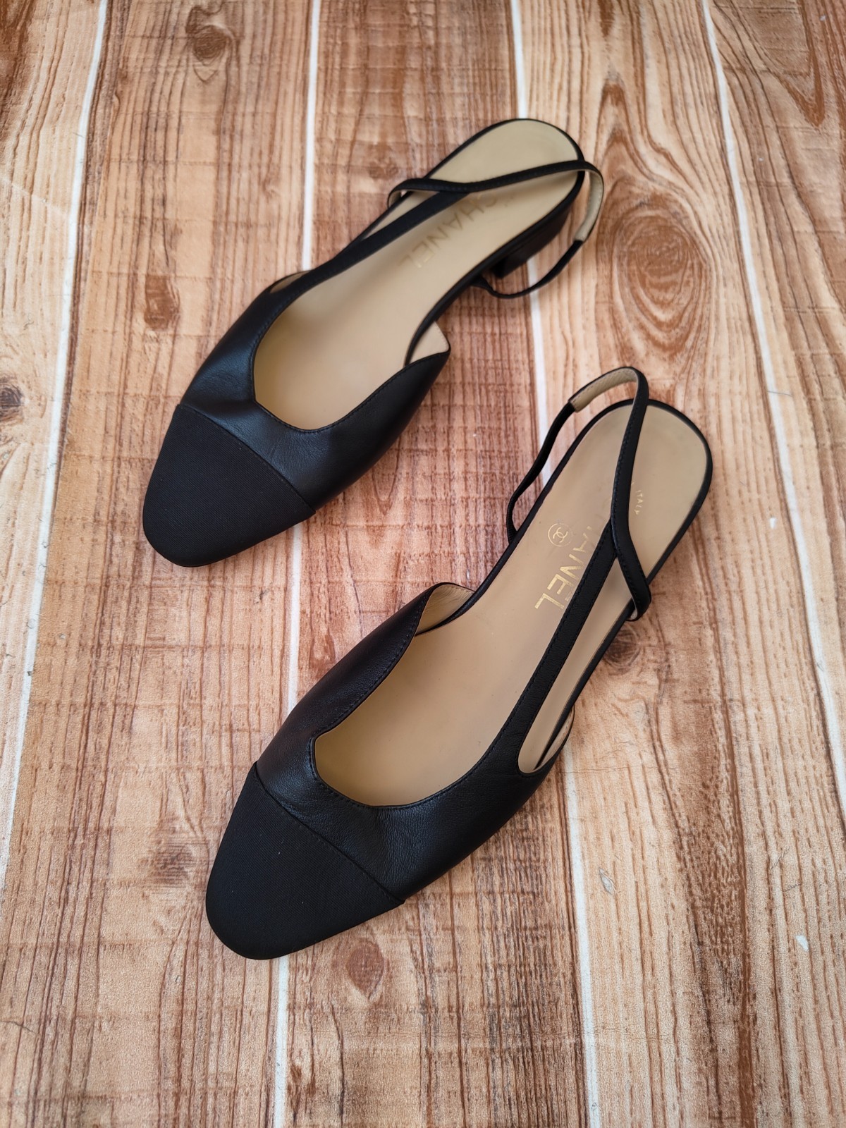 CHANEL Slingback Grosgrain CC Cap-toe Black Leather Flats EU 40 US 9.5
