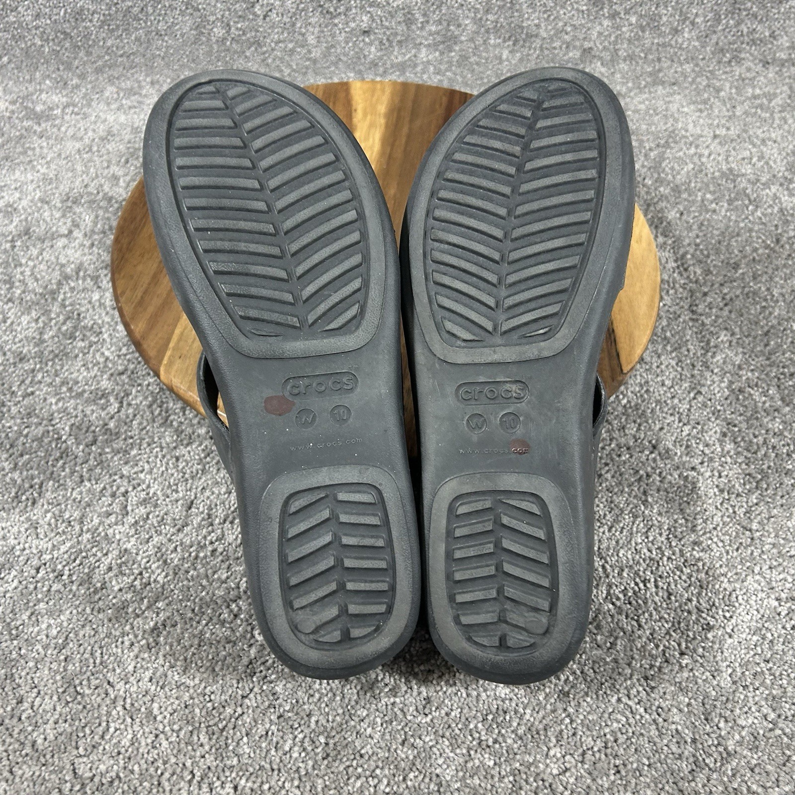 Crocs Getaway Strappy Women’s Size 10 Black Classic Slip On Comfy Sandals Used