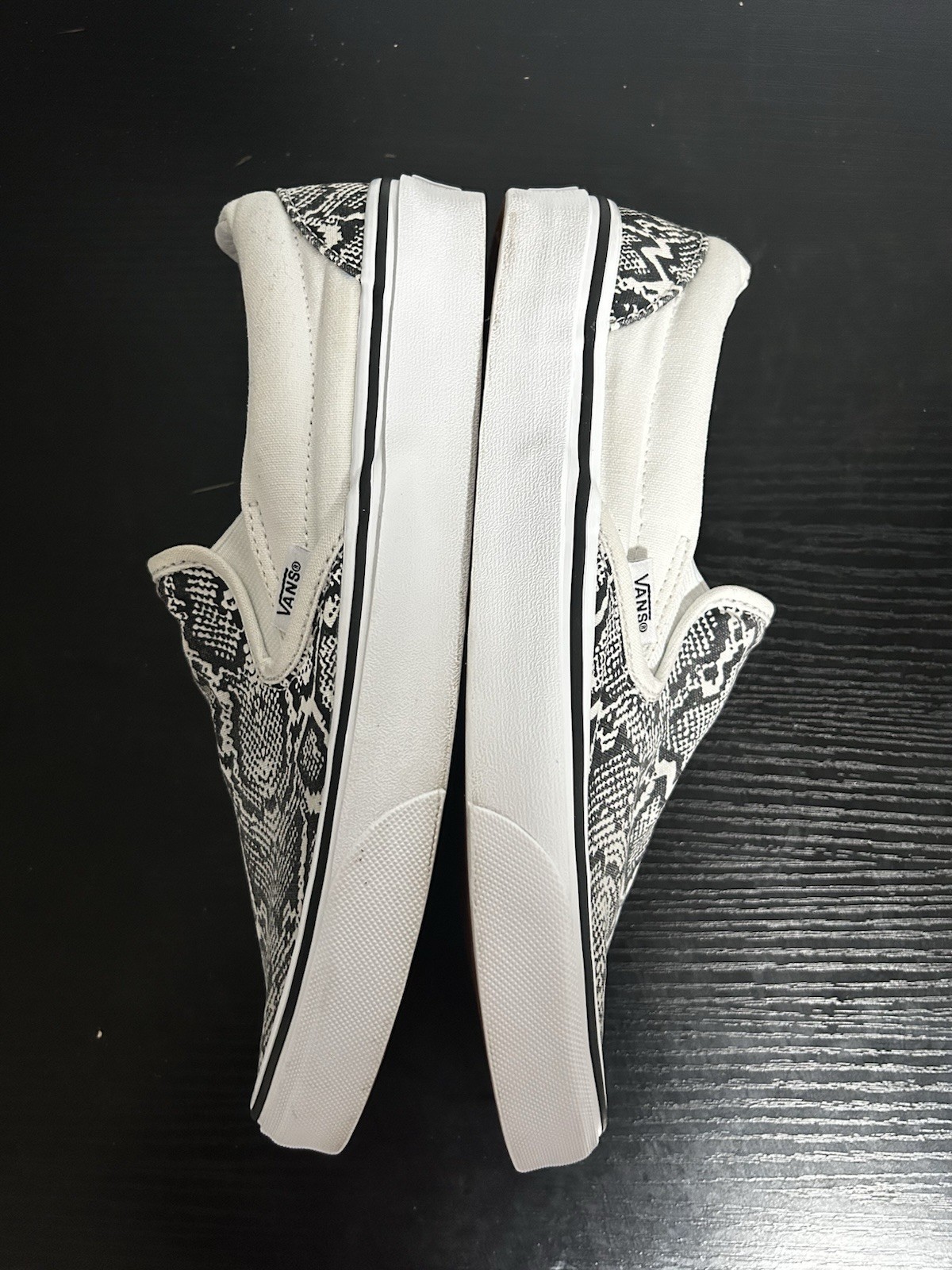 Vans Classic Slip On Shoes Snakeskin Black White Men’s 7.5 Women’s 9 Sneaker