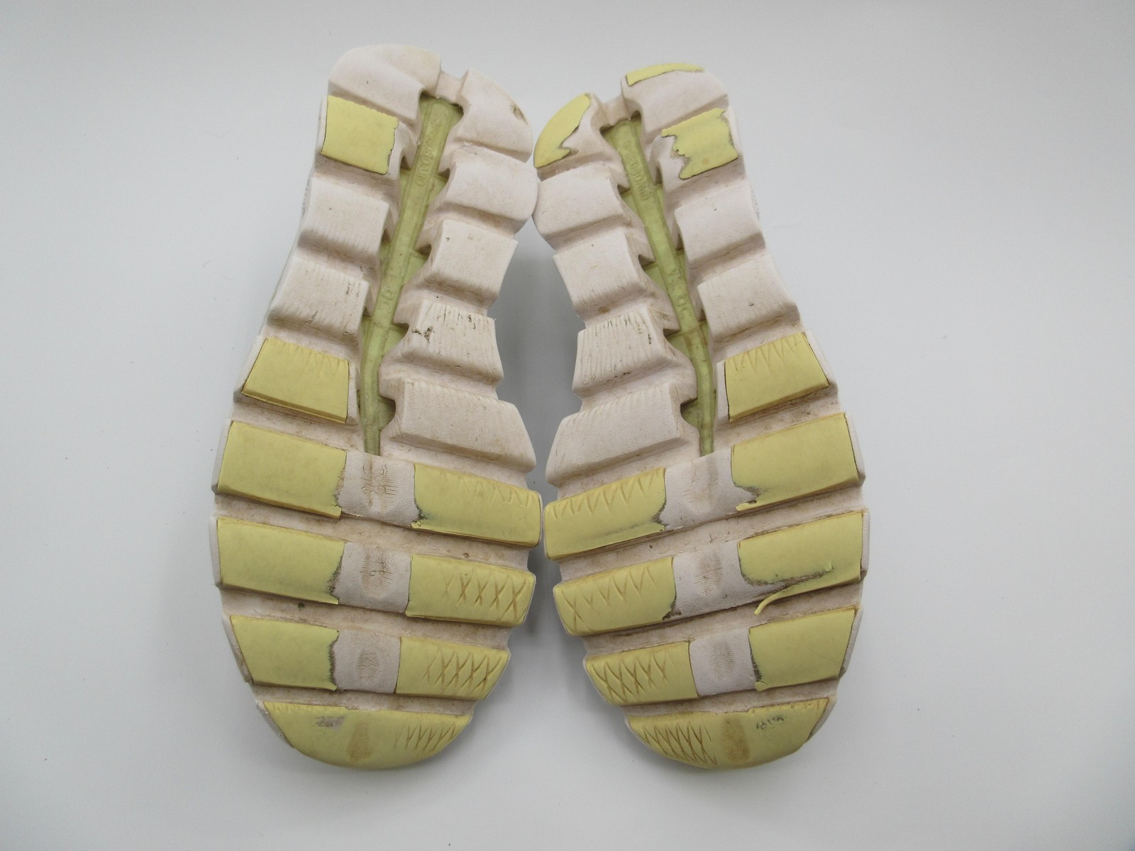 On Running Cloudswift Shoes Womens Size 7.5 Beige Gray Lime Sneakers CloudTec