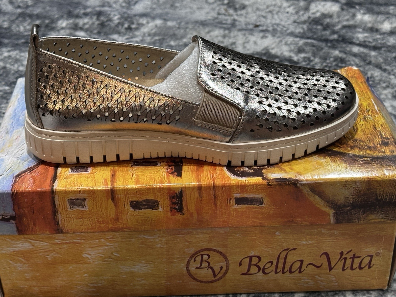 Bella Vita Helm Women’s Slip On Women’s 7.5 NWT