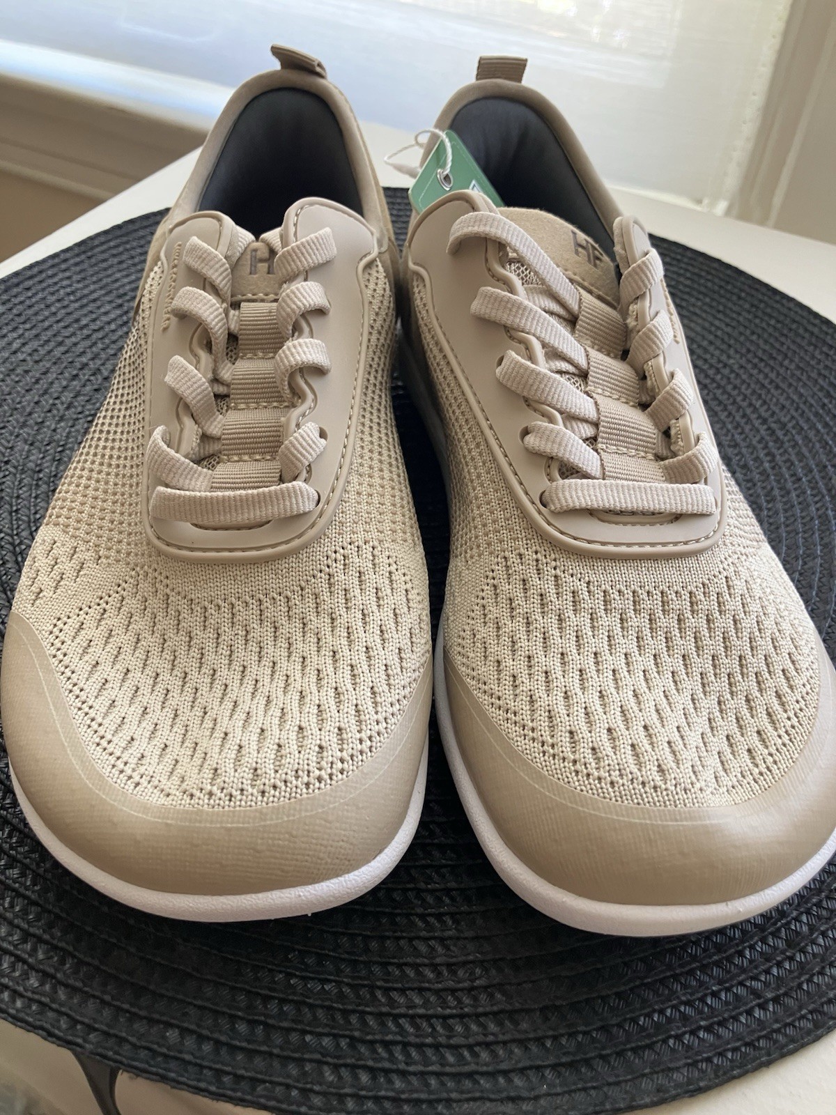 HF Stride HIKE Footwear New Never Worn Size 6 Biege Color