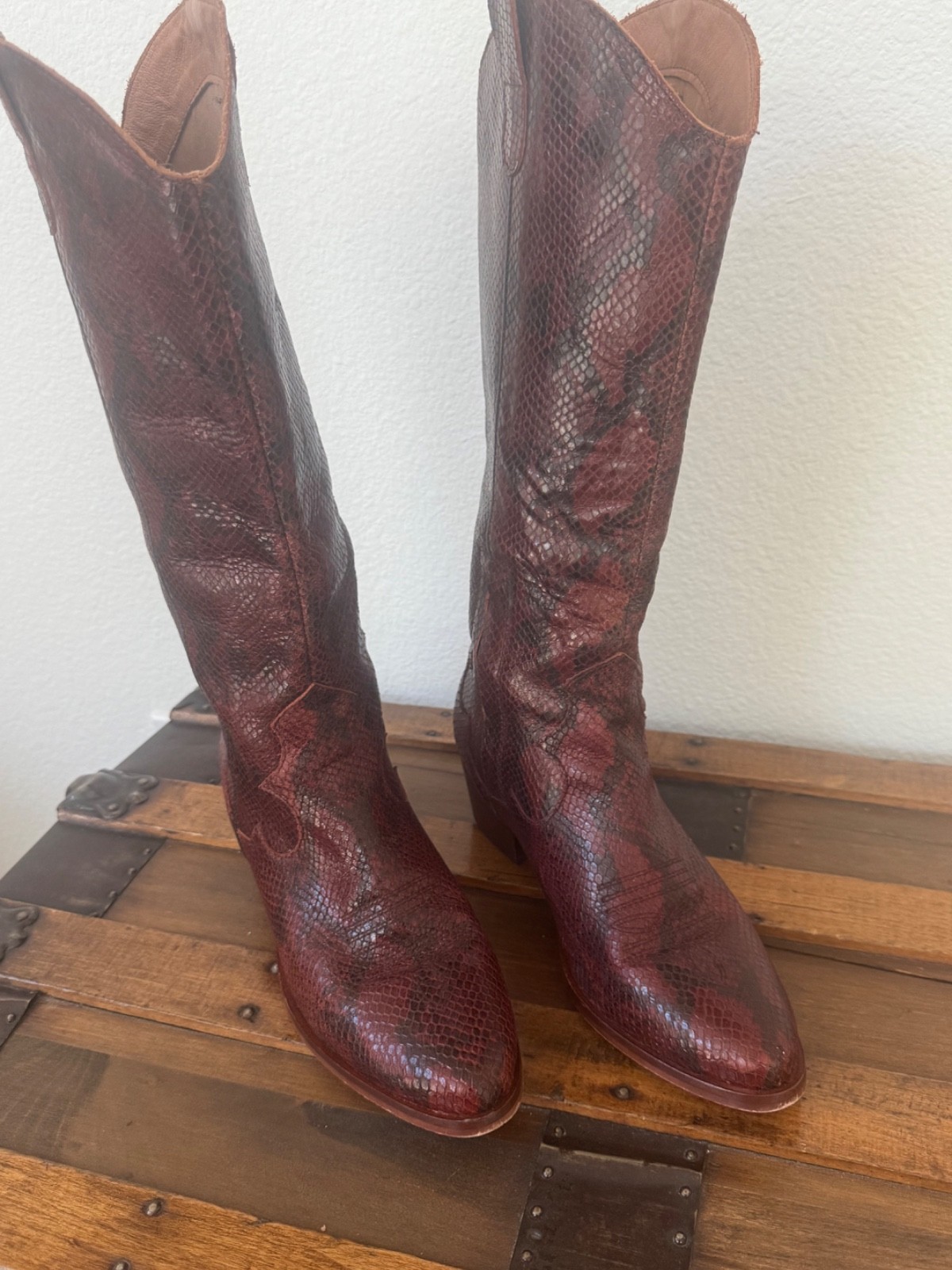 Schmoove Allegra Snakeskin Reddish Brown Western Boots Size 8 1/2