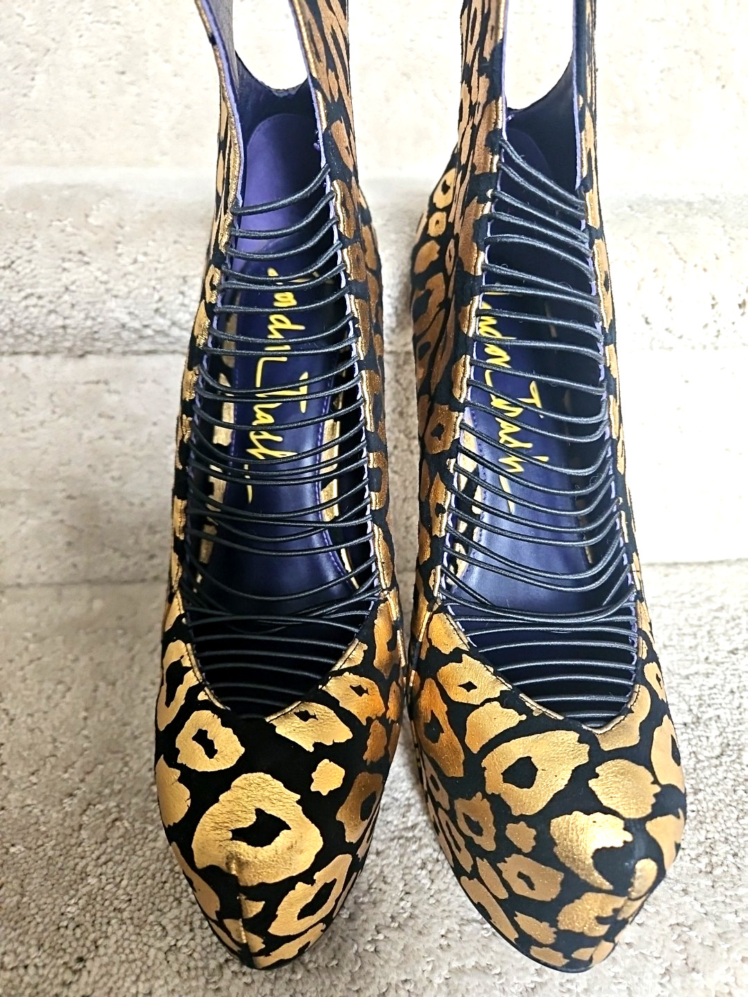 New Sparkle Cheetah Gold Black High Platforms Stiletto Heels Sz 10 London Trash