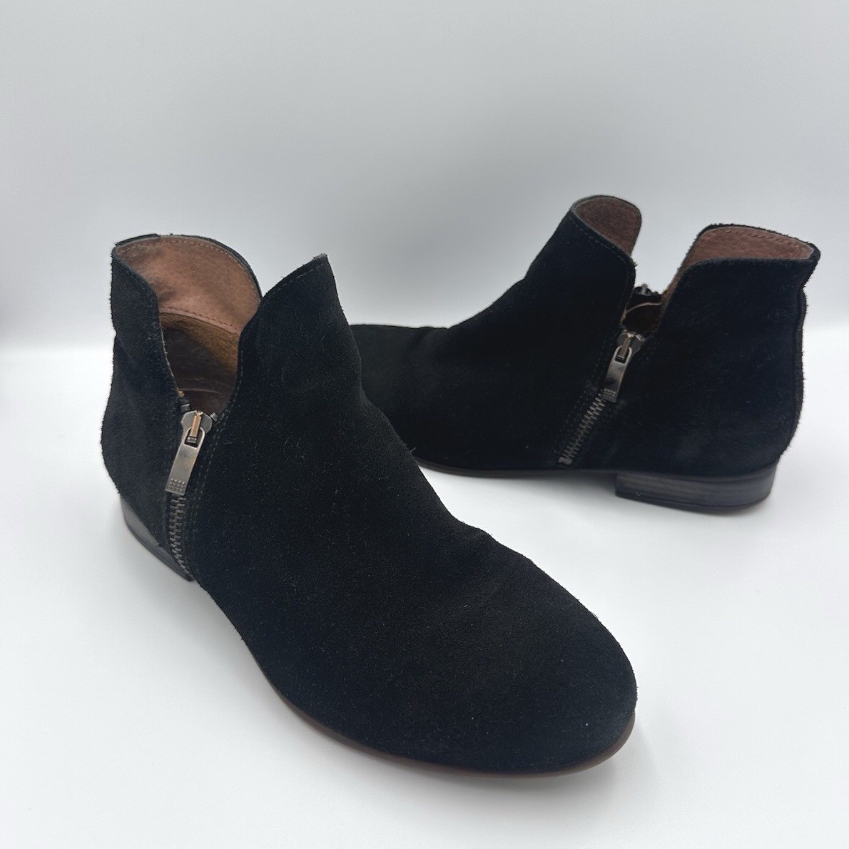 Eric Michael Suede Leather Zip Ankle Isabella Boots Womens Size 37 Black Comfort