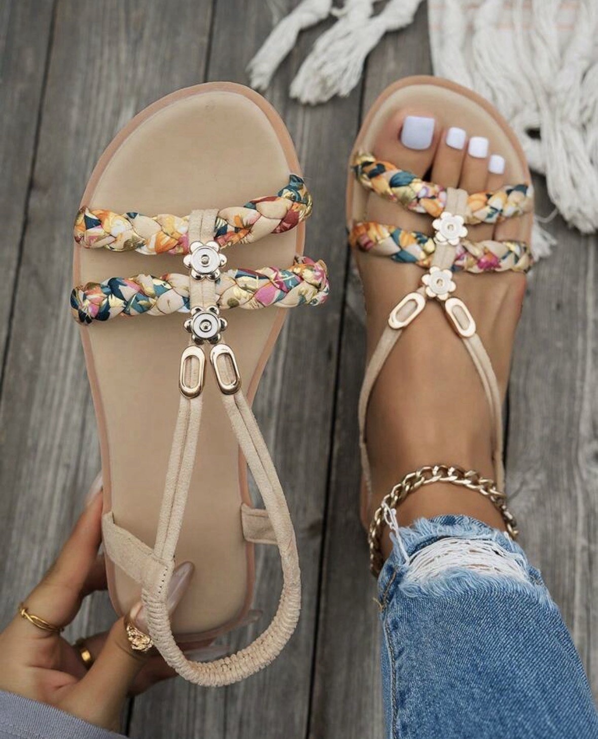 Bohemian Fashion Flat Sandals Embroidered Flower Vacation Beach Shoes Size 6.5