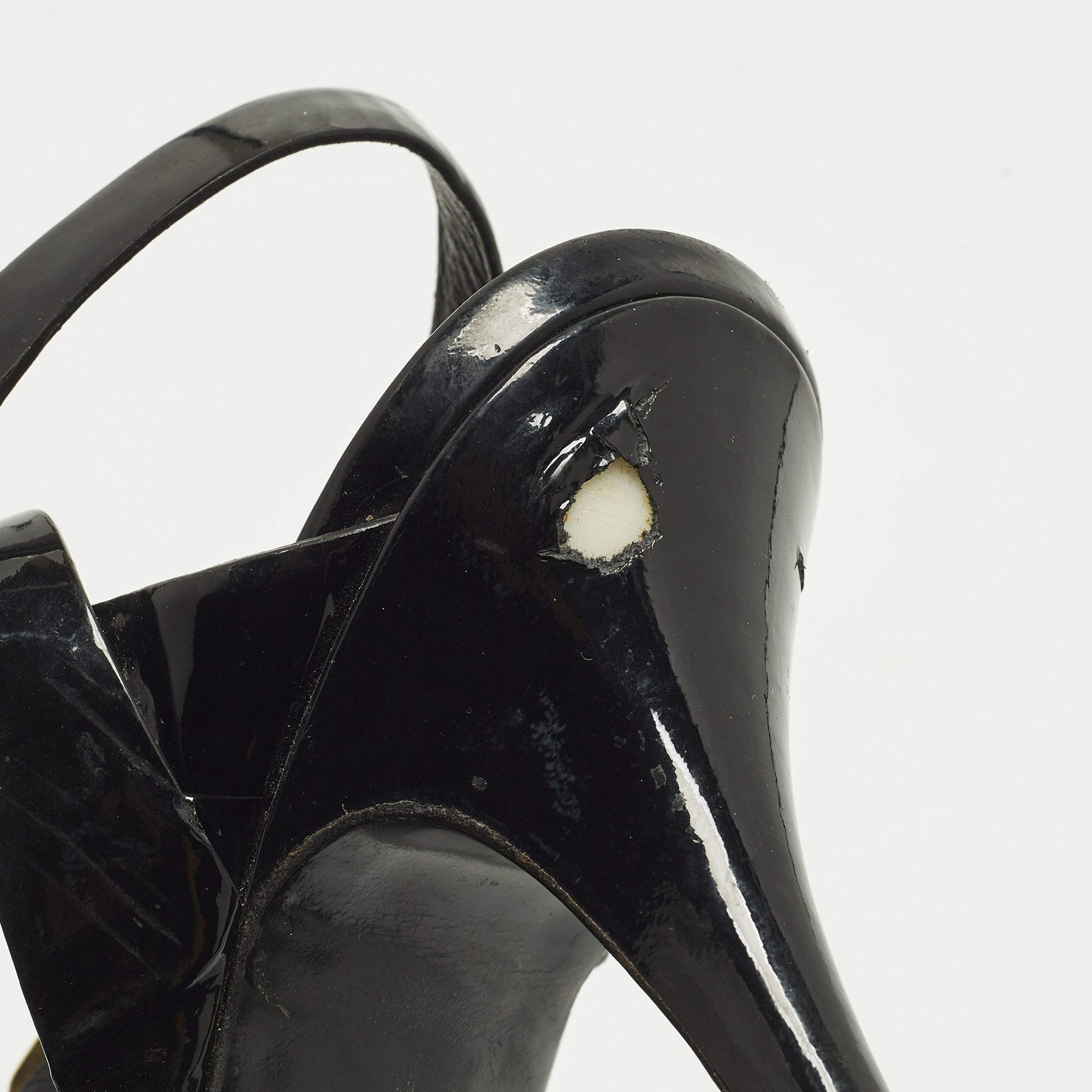 Saint Laurent Tribute Size 39 Black Patent Leather Platform Sandals