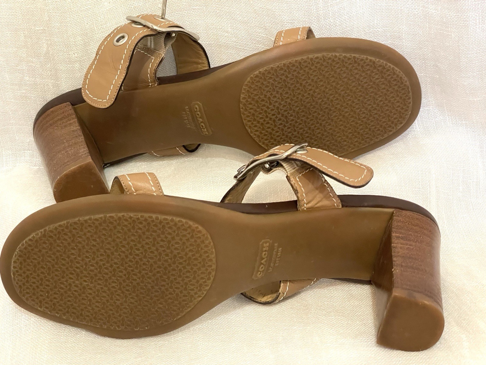 Coach Café Au Lait Nicki Leather 2 Straps, 3in Heel Women’s Sandals, Italy Sz 6B
