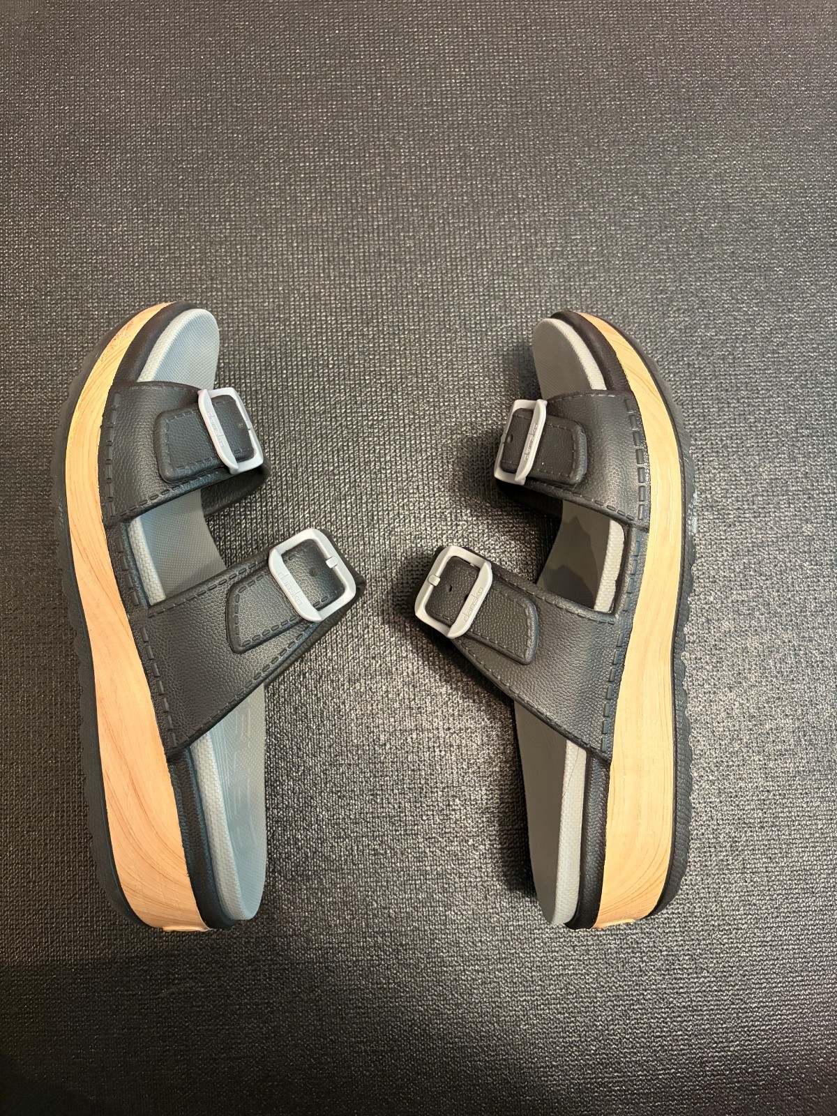 Dansko Kandi Platform Slide Black Buckle Sandals Women’s Size 8.5 / 39
