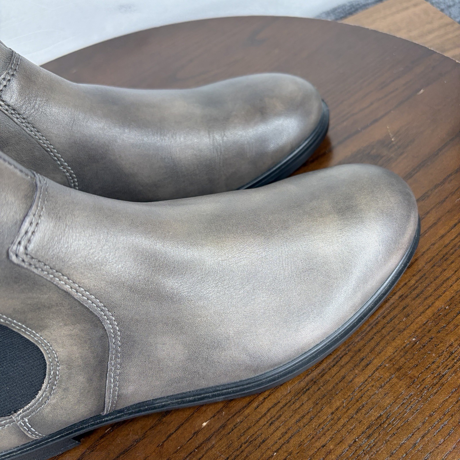 Ecco Touch 15 Boots Women’s 39 / 8 Gray Leather Comfort Chelsea Ankle Booties